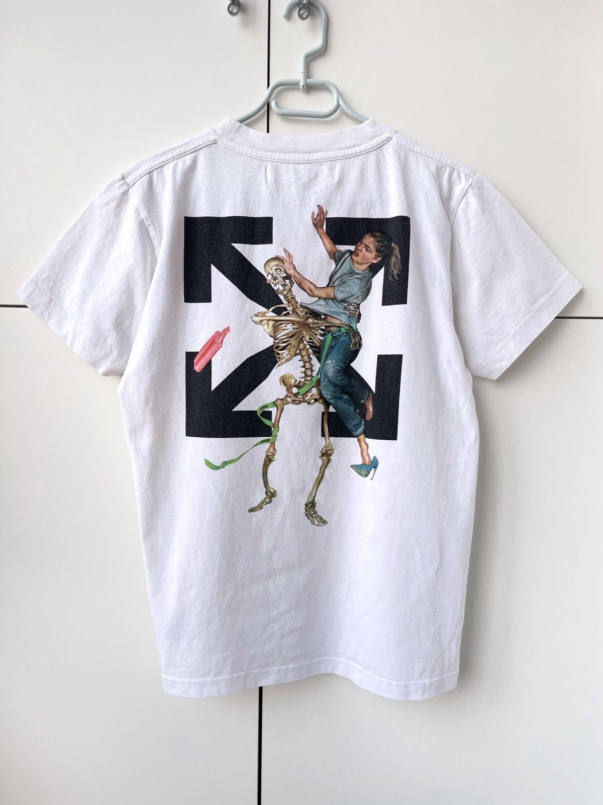 White Off White Pascal Skeleton Tee T Shirt Arrows Virgil Hoodie, Sweatshirt | FlexRushtees.com