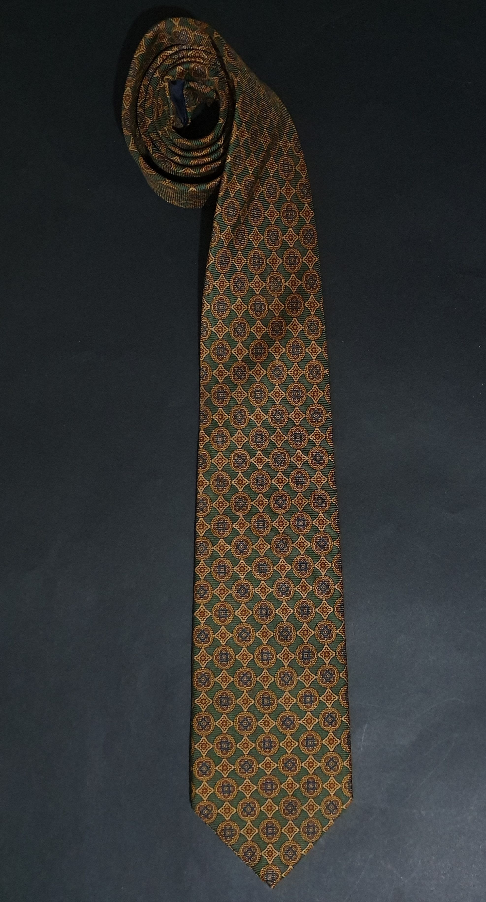 Brothers Brooks Brothers Silk Hand Made Tie Vintage T-Shirts, Hoodie, Sweatshirt | FlexRushtees.com