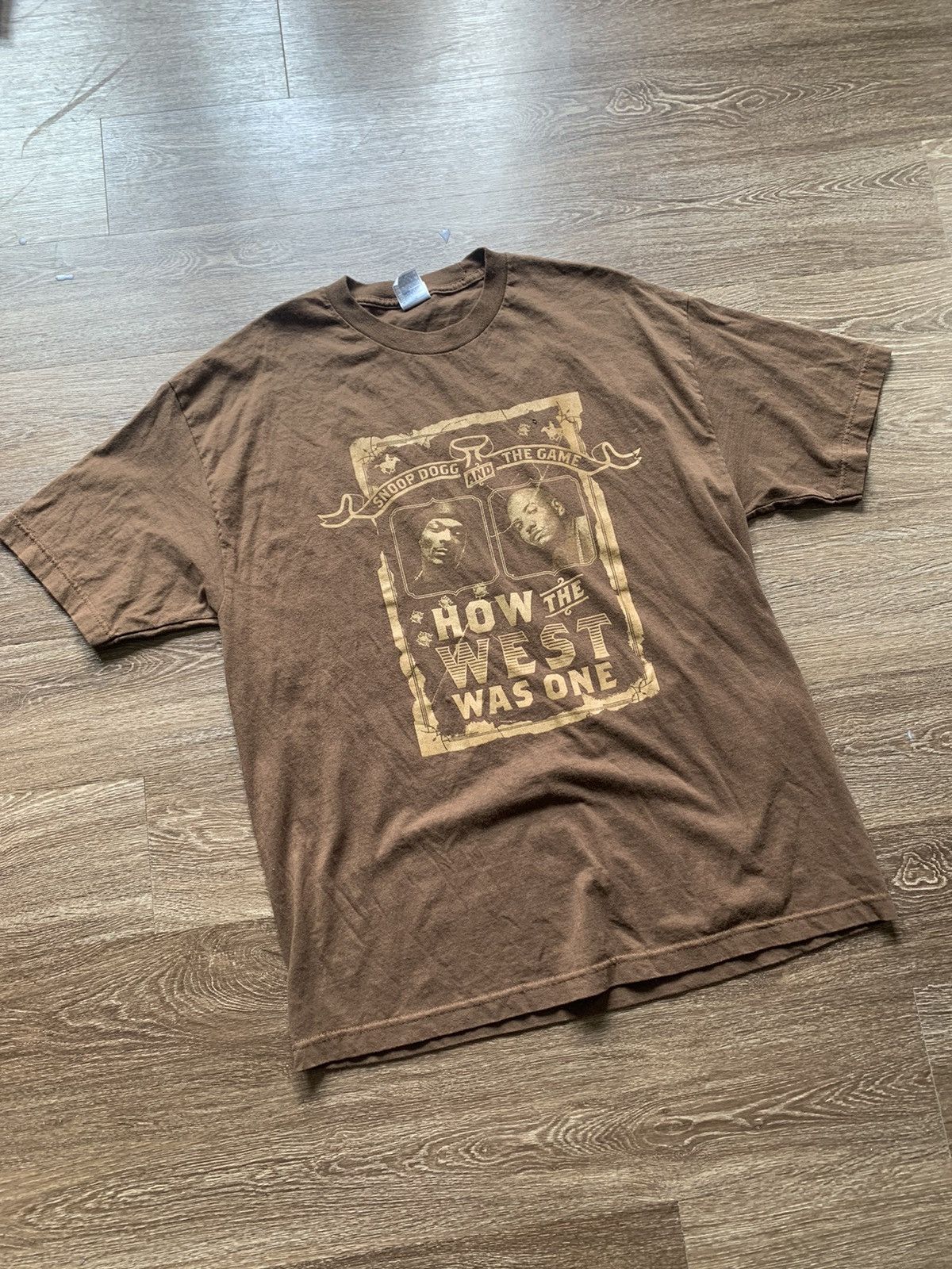 Vintage Snoop Dogg And The Game How The West Was One Tee Hoodie, Sweatshirt | FlexRushtees.com