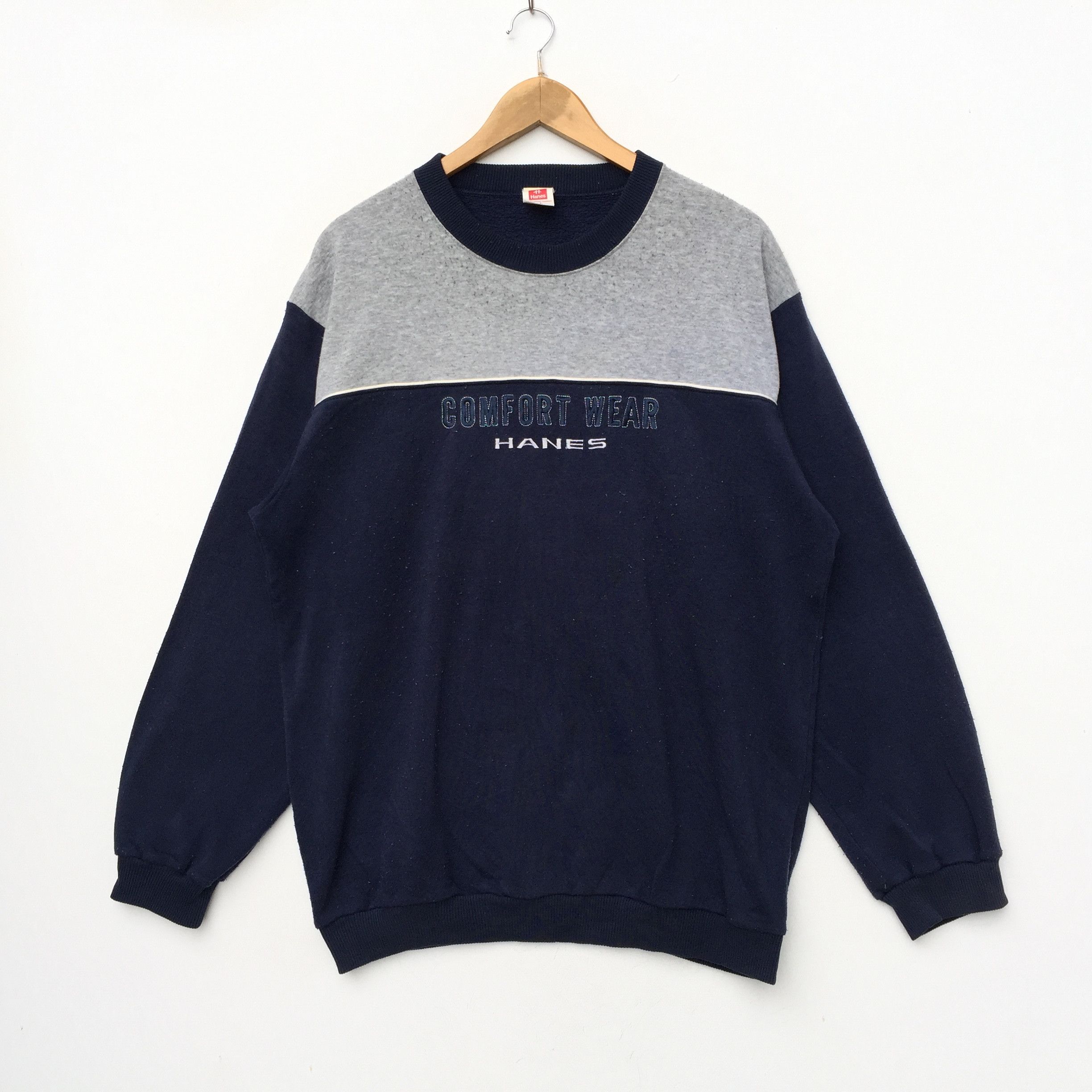Vintage Hanes Sweatshirt Small Logo Jumper Spell Out