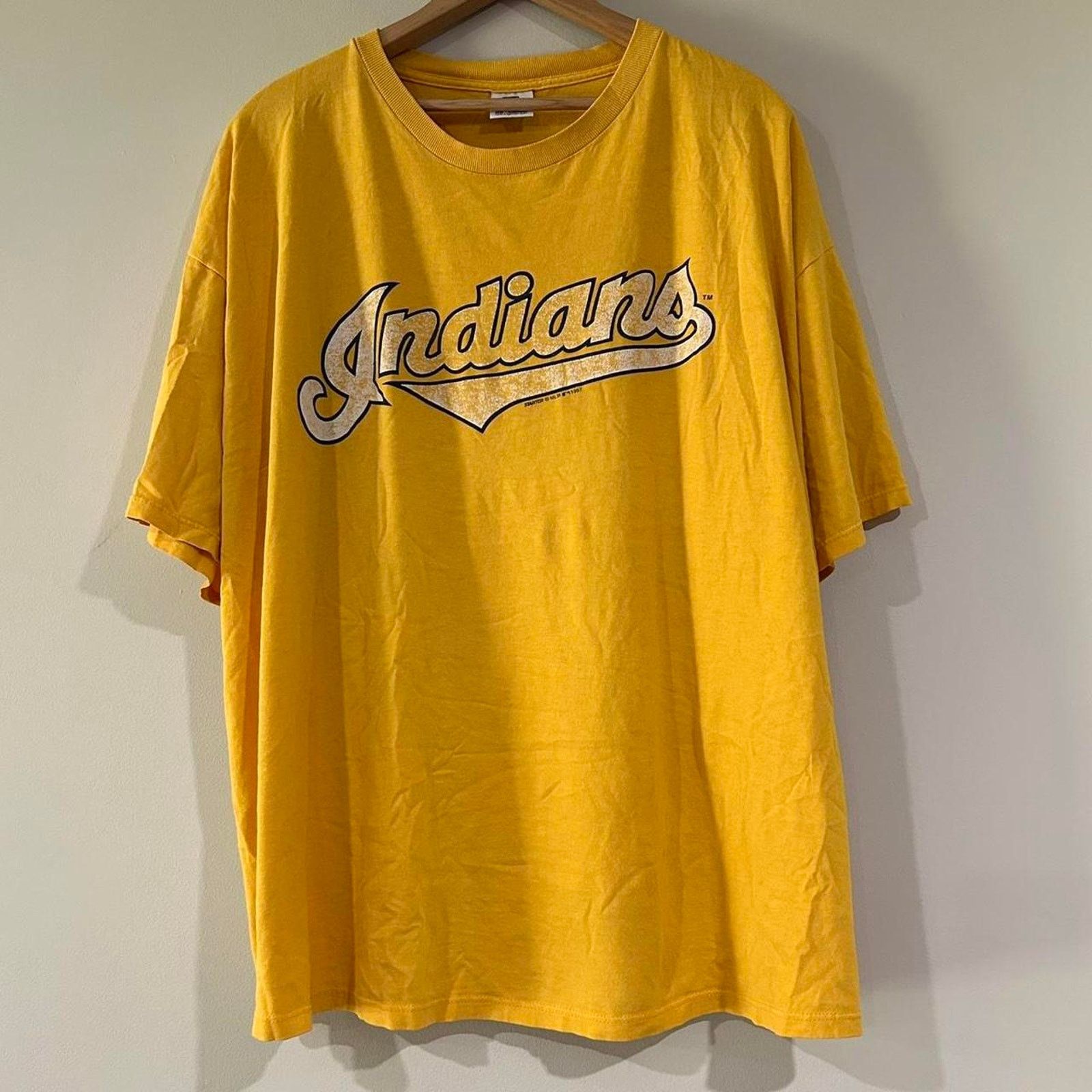 Vintage Starter 1997 Cleveland Indians Tee Shirt