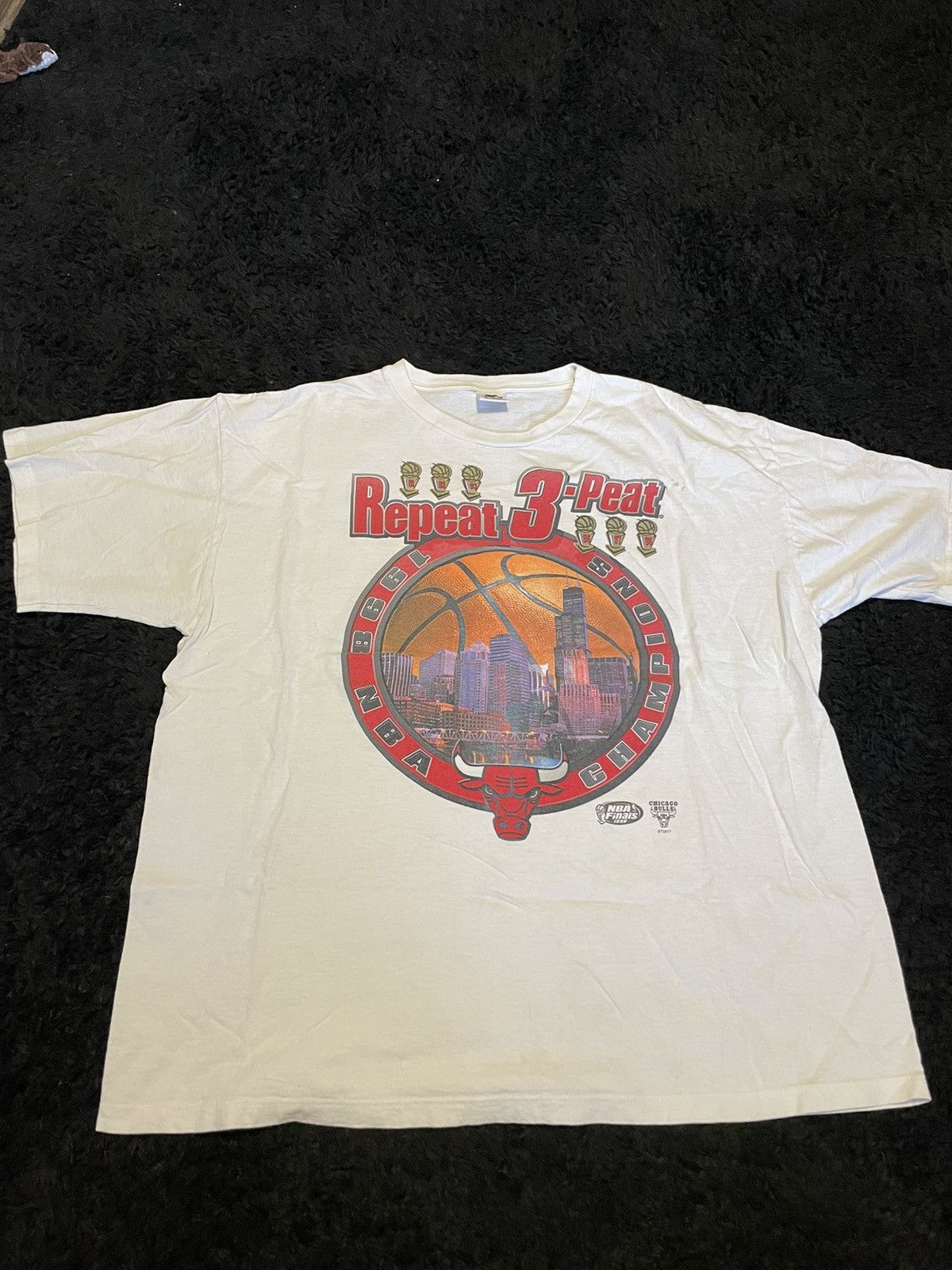 Vintage Chicago Bulls 3 Peat Tee