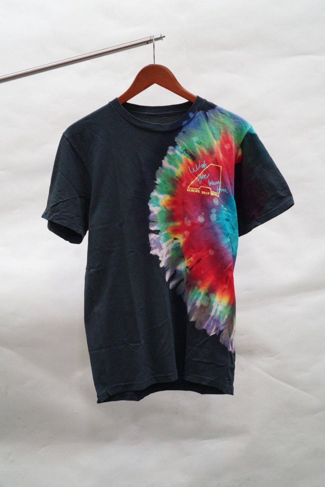 Travis Scott Ts Uk Side Spiral Dye Tee Hoodie, Sweatshirt | FlexRushtees.com