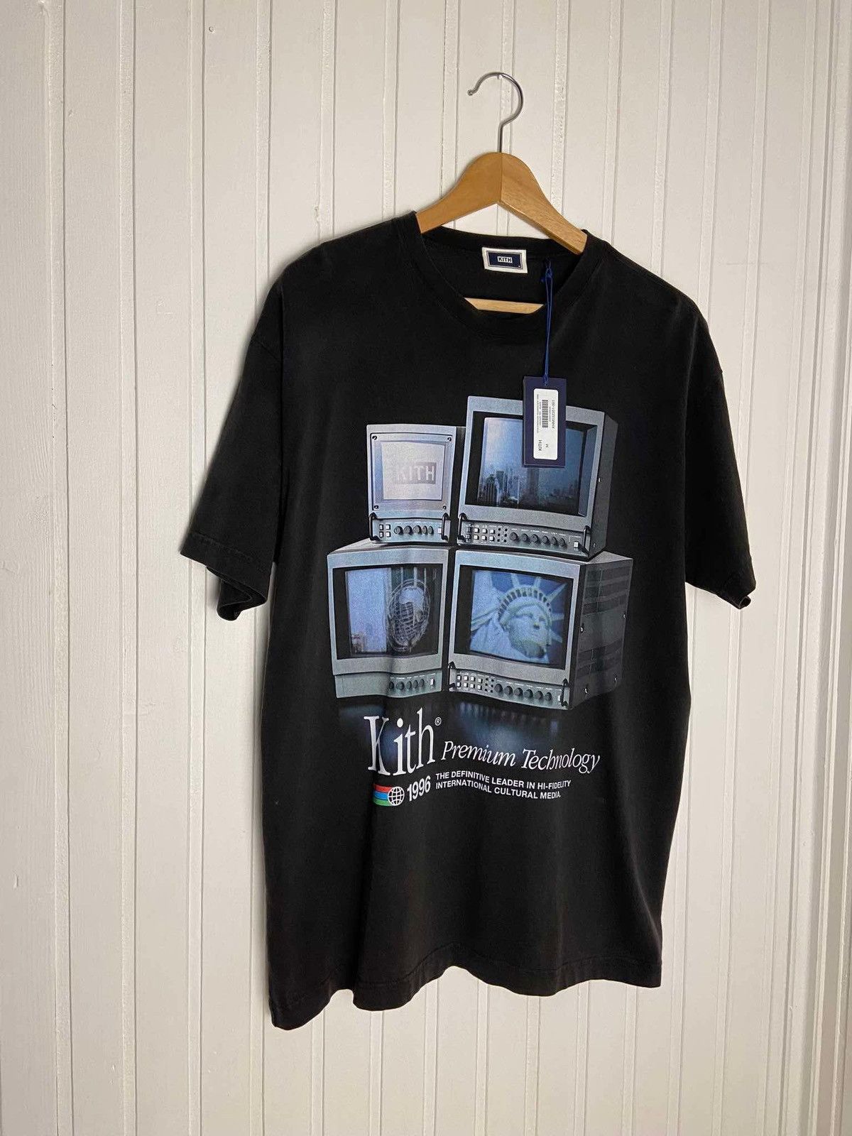 Tee Kith Technology 1996 Black Size M Hoodie, Sweatshirt | FlexRushtees.com