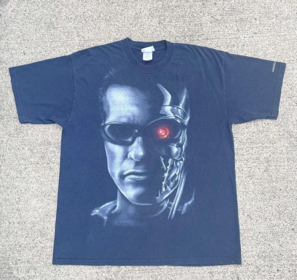 Vintage 90s Universal Studios The Terminator Big Face Tshirt