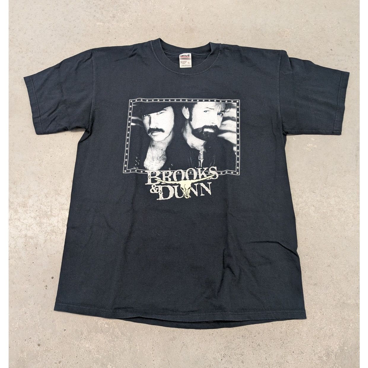 Vintage 2001 Brooks Dunn Neon Circus Wild West Show Tour T Shirt