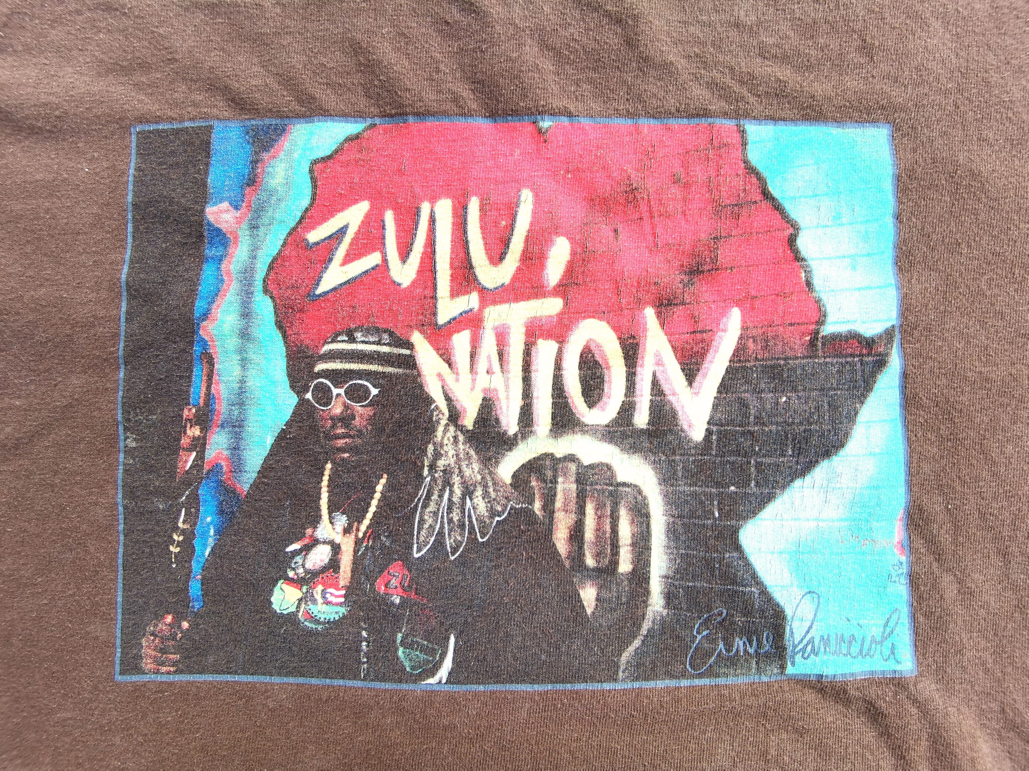 Vintage T1 Zulu Nation Ernie Panicciolo Photographed Shirt Hoodie, Sweatshirt | FlexRushtees.com