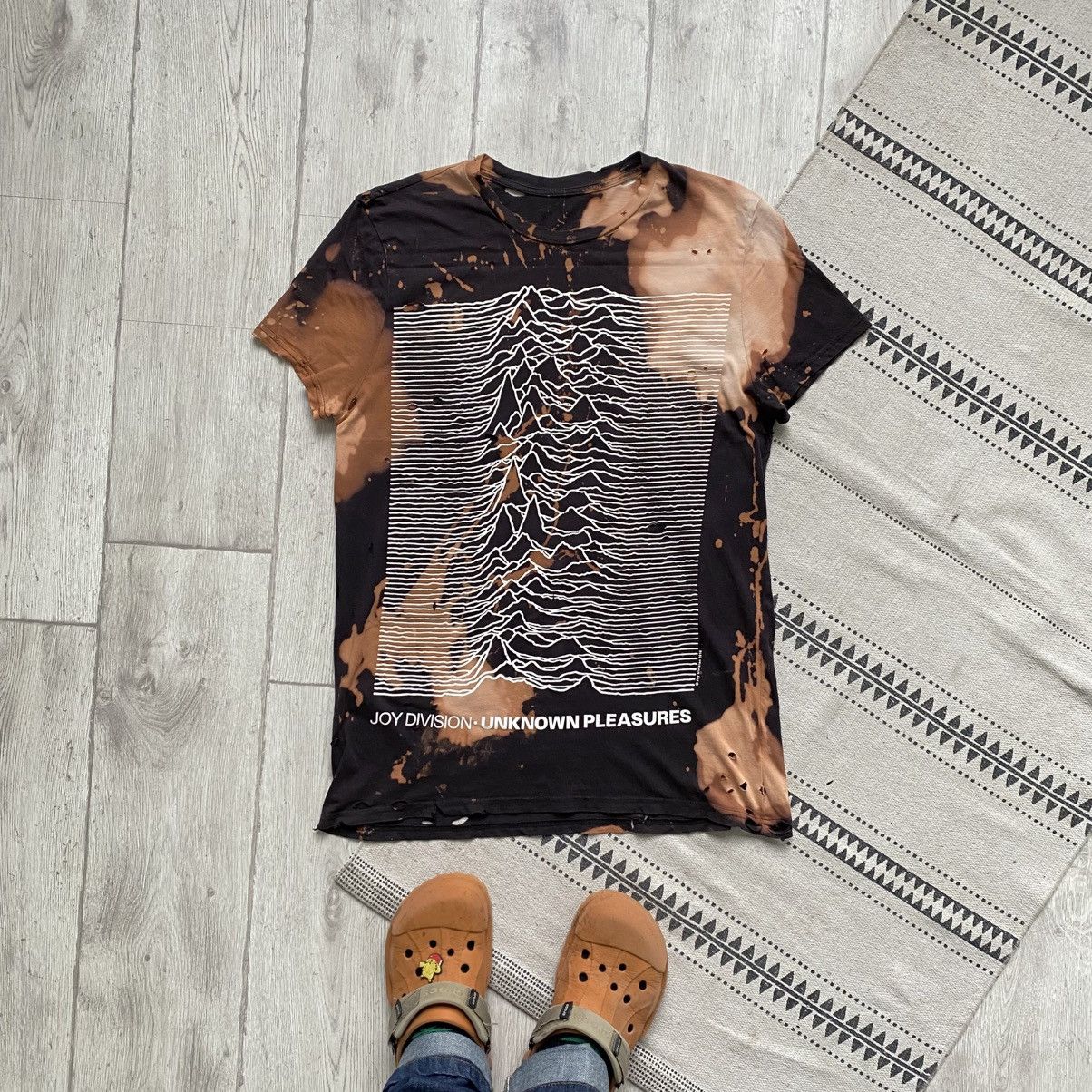 Division Thrashed Joy Division Tee Punk Rock Band T Shirt Vintage Hoodie, Sweatshirt | FlexRushtees.com