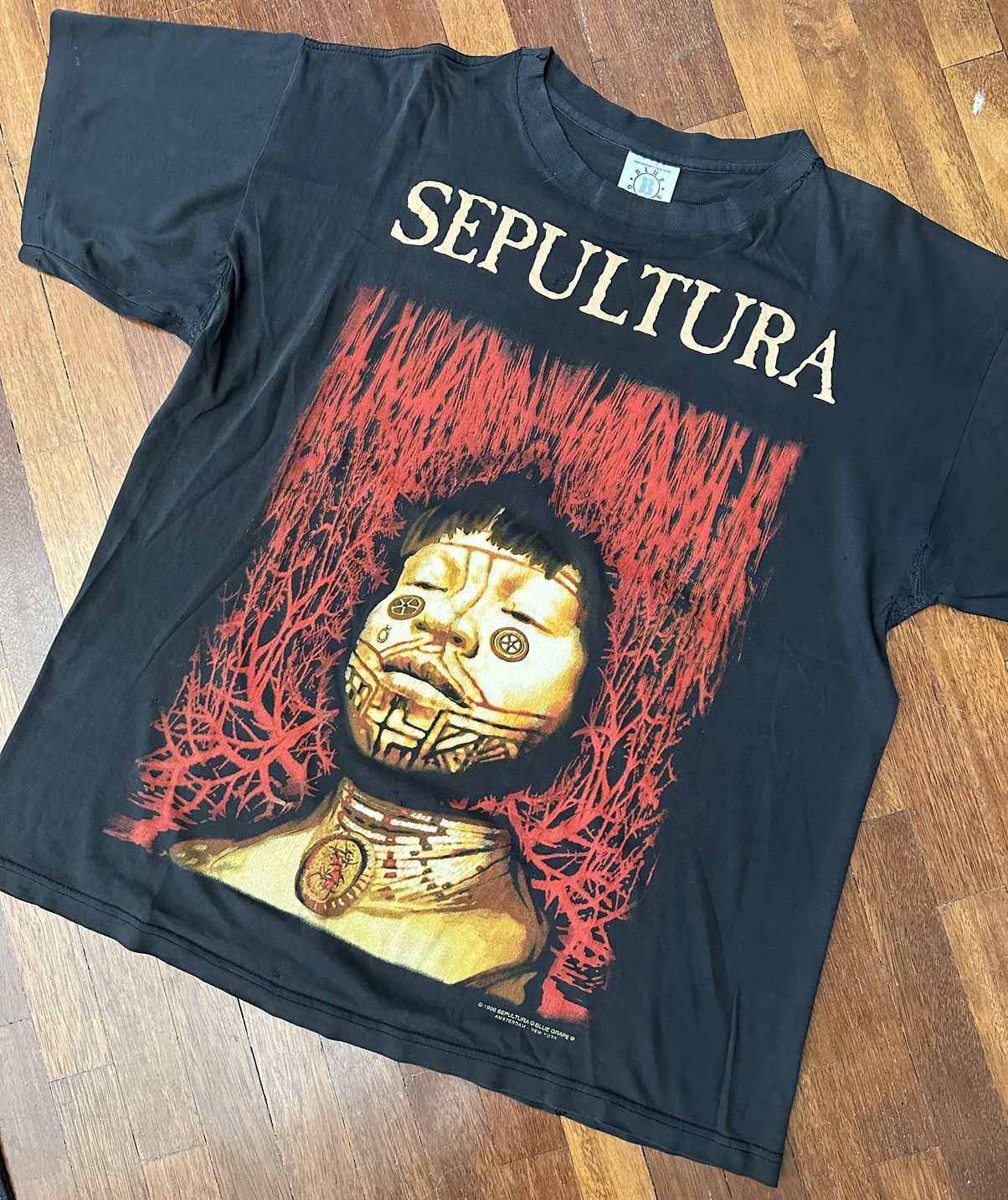 Band Tees Grailed True Vintage Sepultura Root For Display 1996 Hoodie, Sweatshirt | FlexRushtees.com