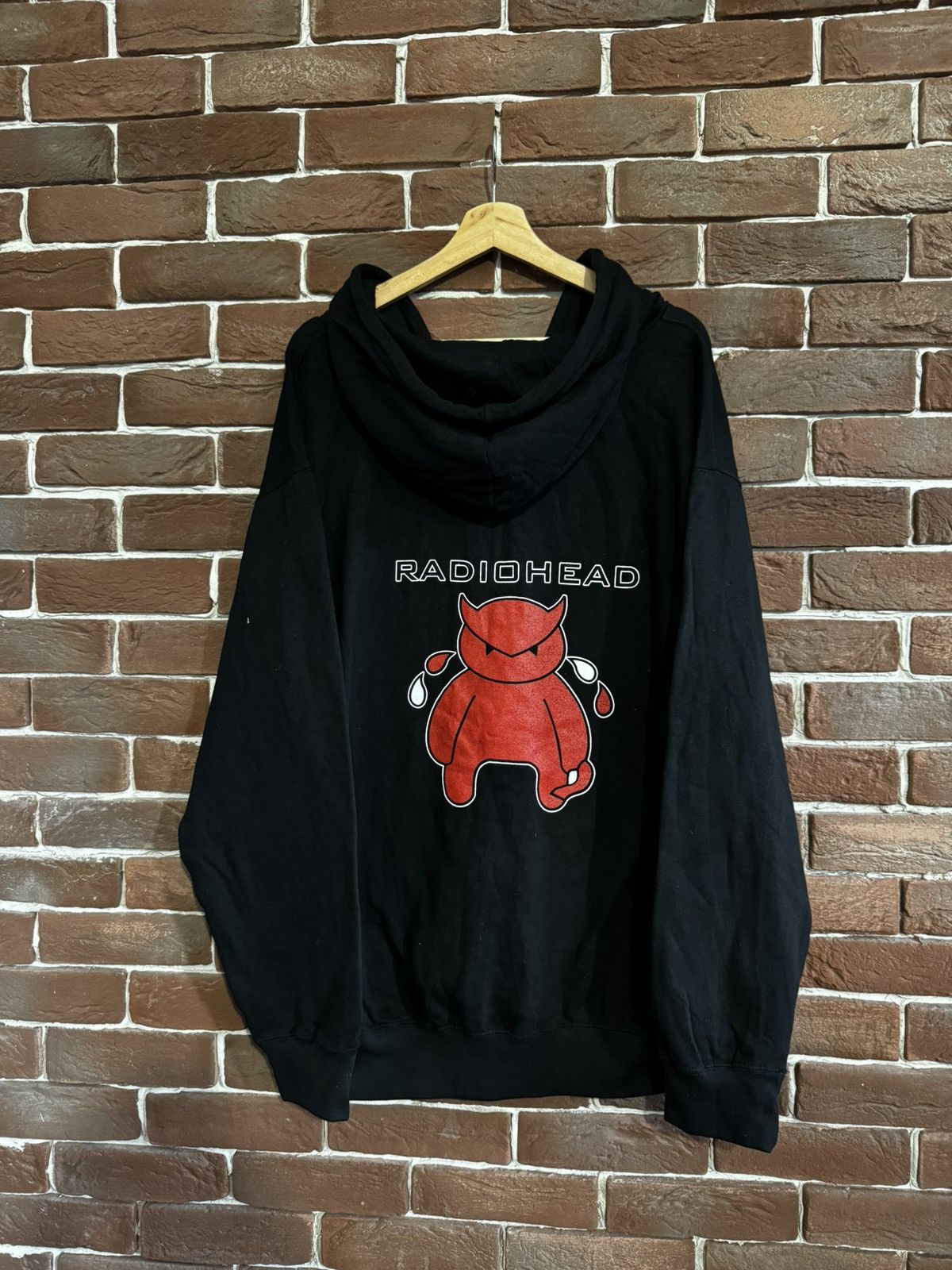 Band Tees Rare Vintage 00s Radiohead Amnesiac Promo Album Zip Hoodie Sweatshirt | FlexRushtees.com