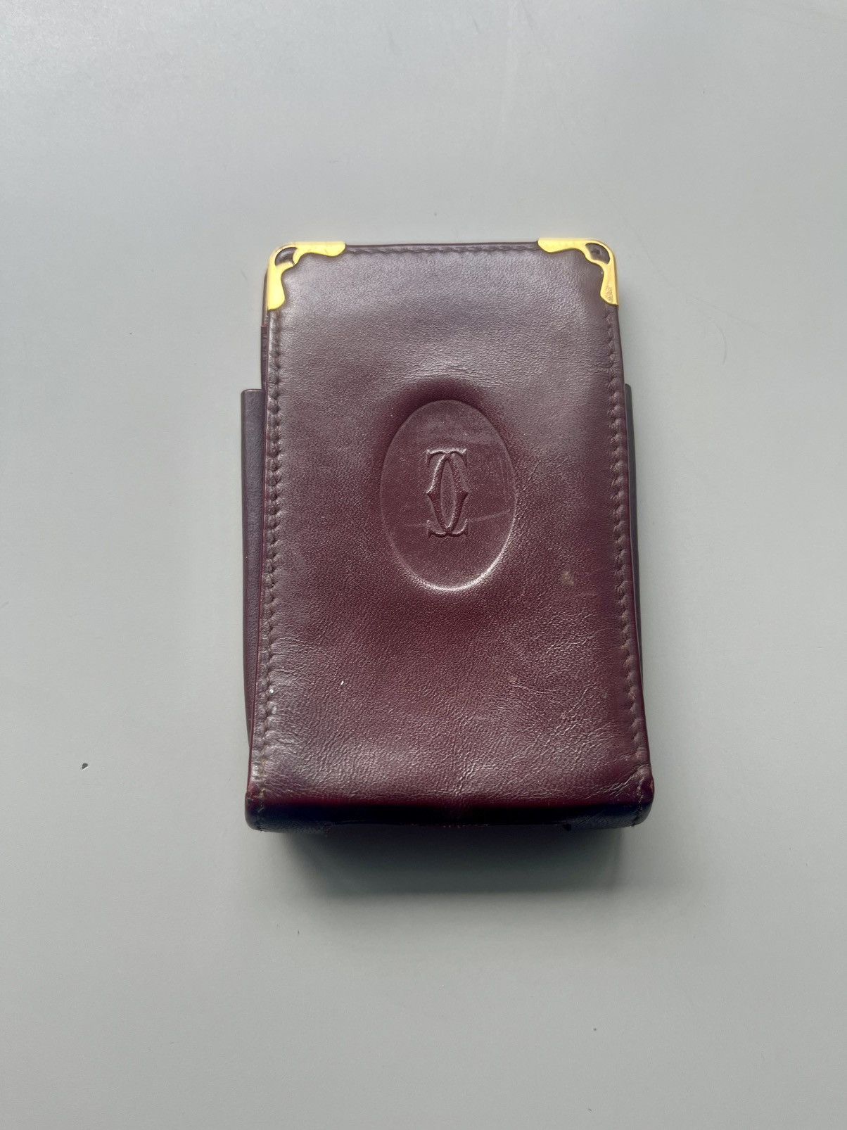 Cartier Must De Cartier Burgundy Cigarette Case Wallet T-Shirts, Hoodie, Sweatshirt | FlexRushtees.com