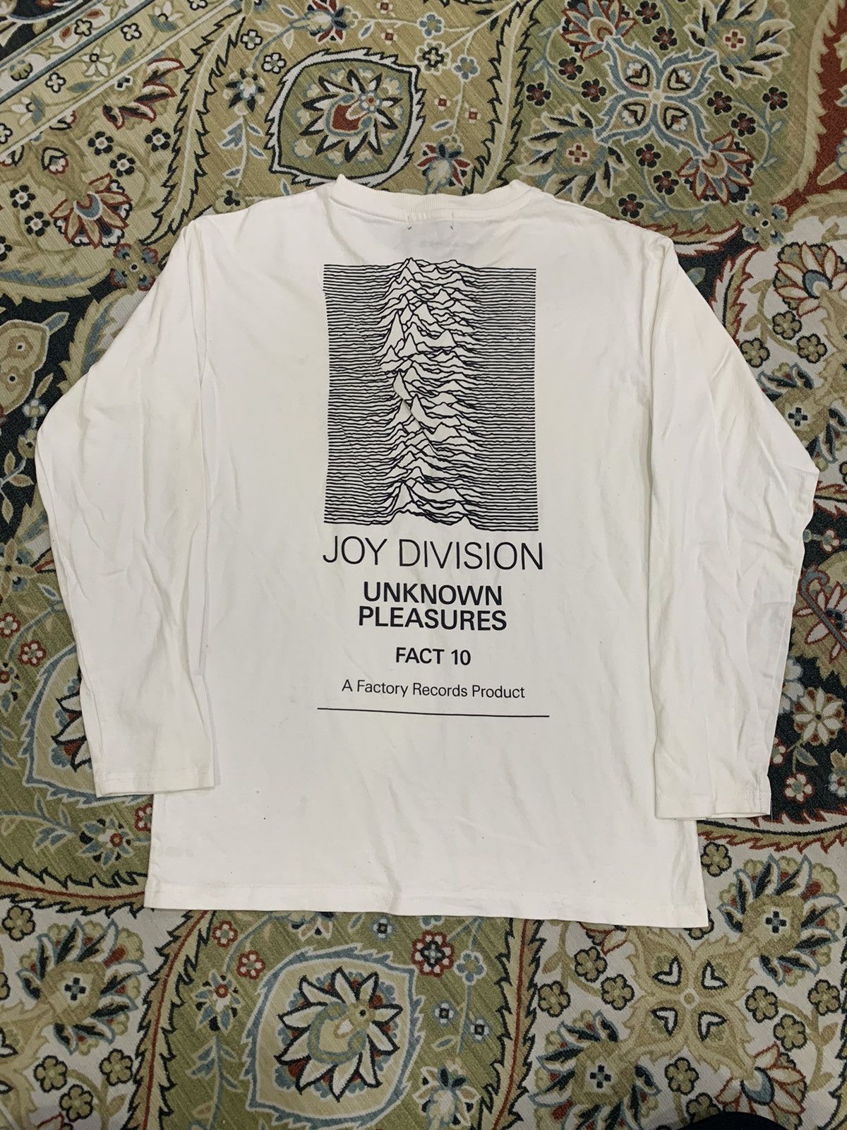 Division Joy Division Unknown Pleasures Longsleeve Tshirt Hoodie, Sweatshirt | FlexRushtees.com