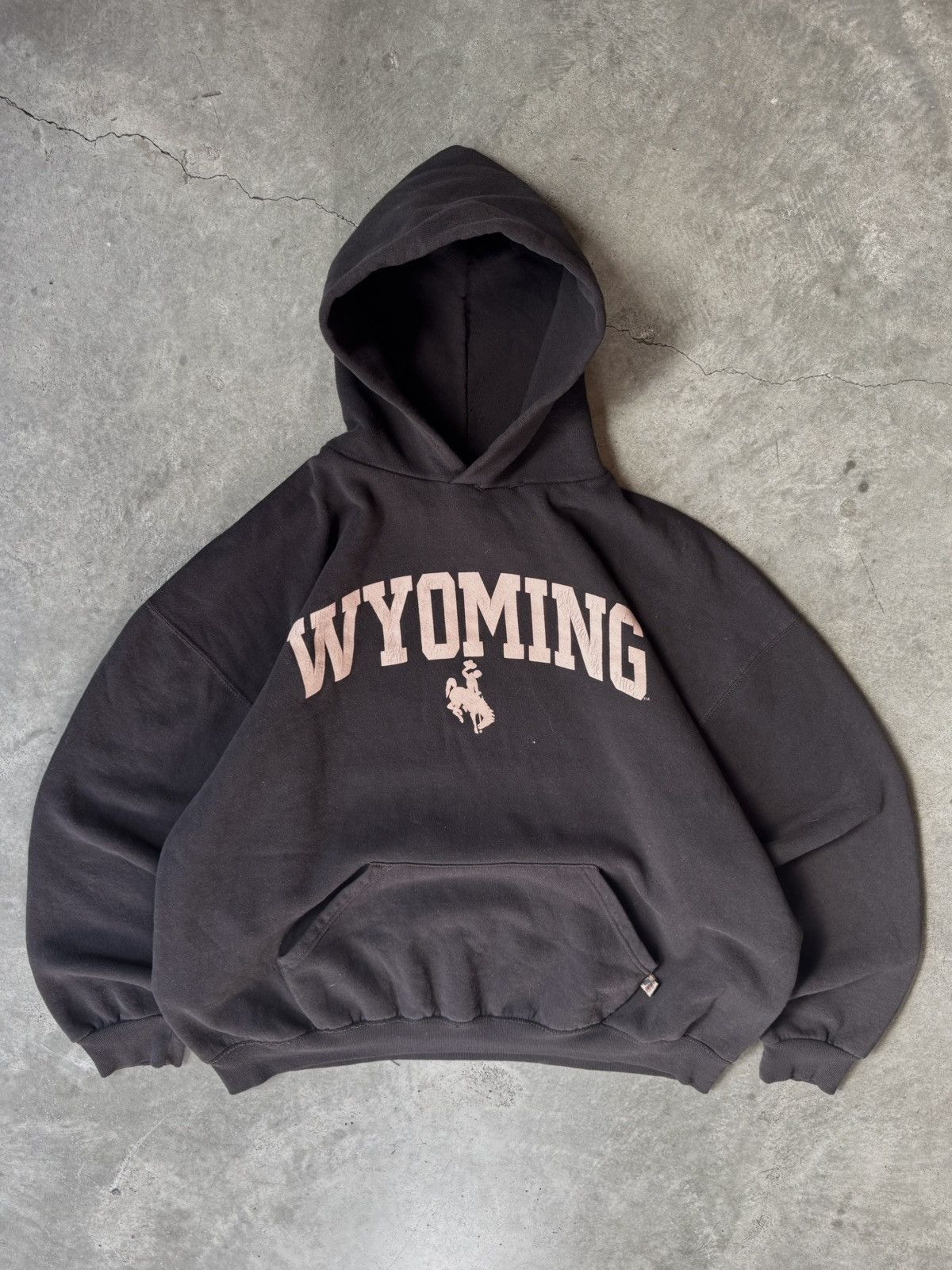 Russell Athletic 90s Wyoming Russell Hoodie