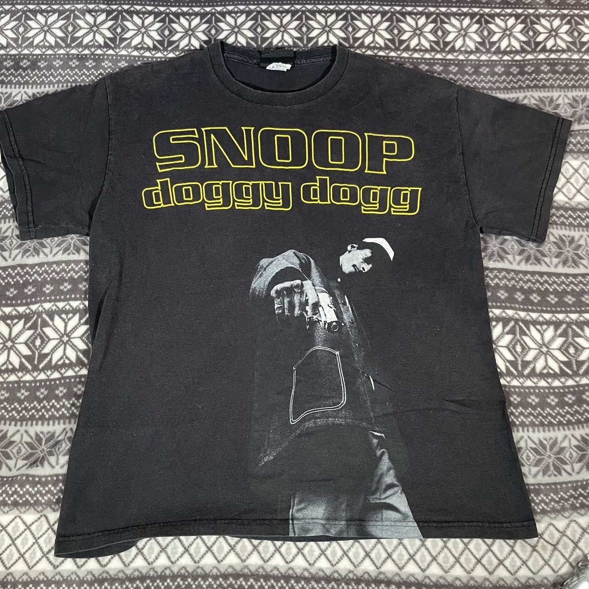 Vintage Snoop Doggy Dogg Rap Death Row Records T Shirt 2005 Hoodie, Sweatshirt | FlexRushtees.com