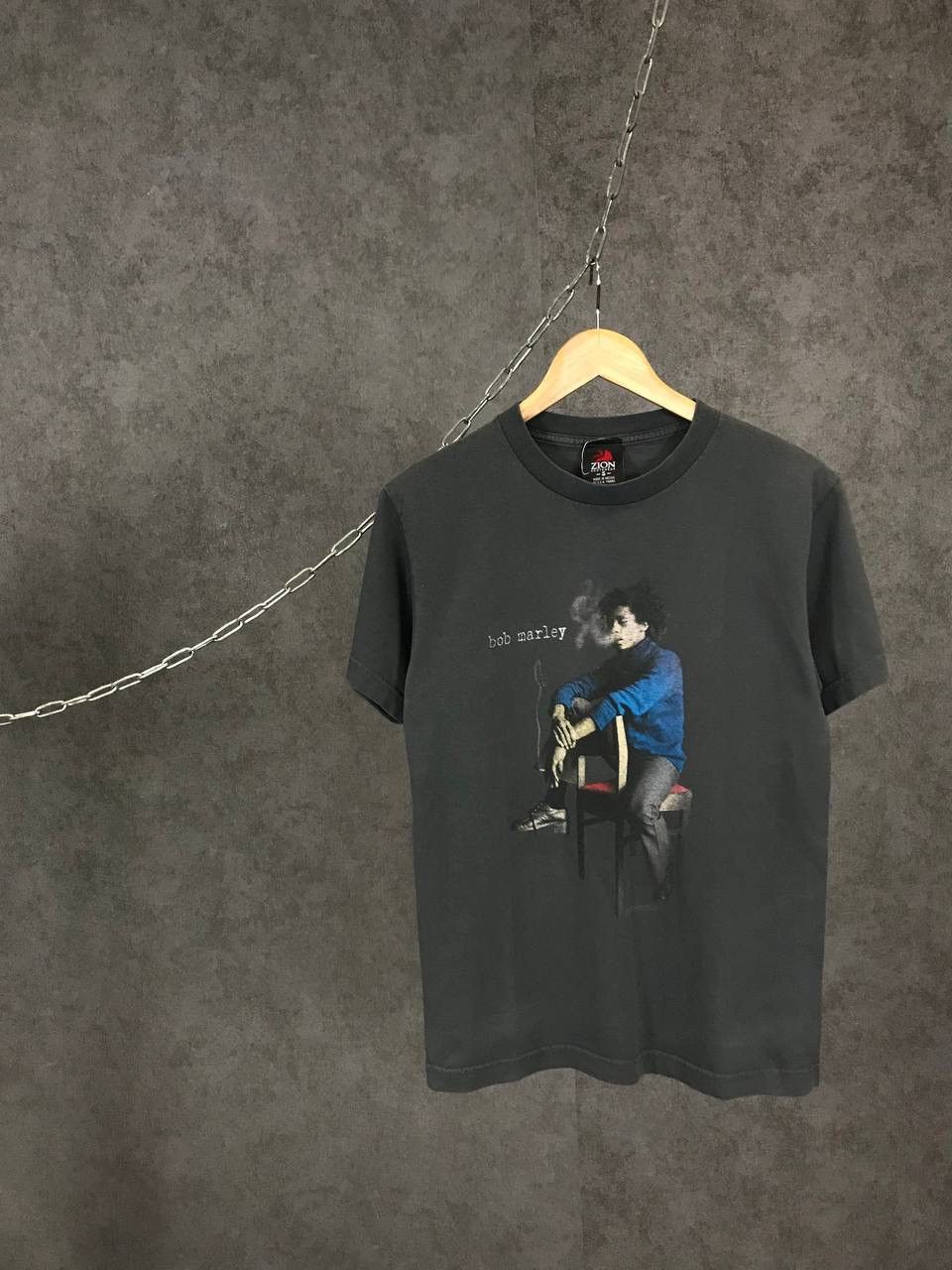 Bob Marley X Vintage Bob Marley 2001 Vintage Cult Band Tee Hoodie, Sweatshirt | FlexRushtees.com
