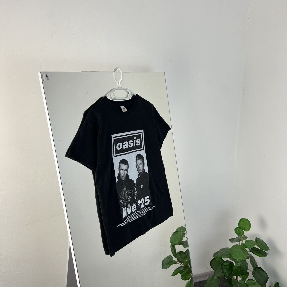 Band Tees Vintage Y2k Oasis Big Logo Rock Band T Shirt Hoodie, Sweatshirt | FlexRushtees.com