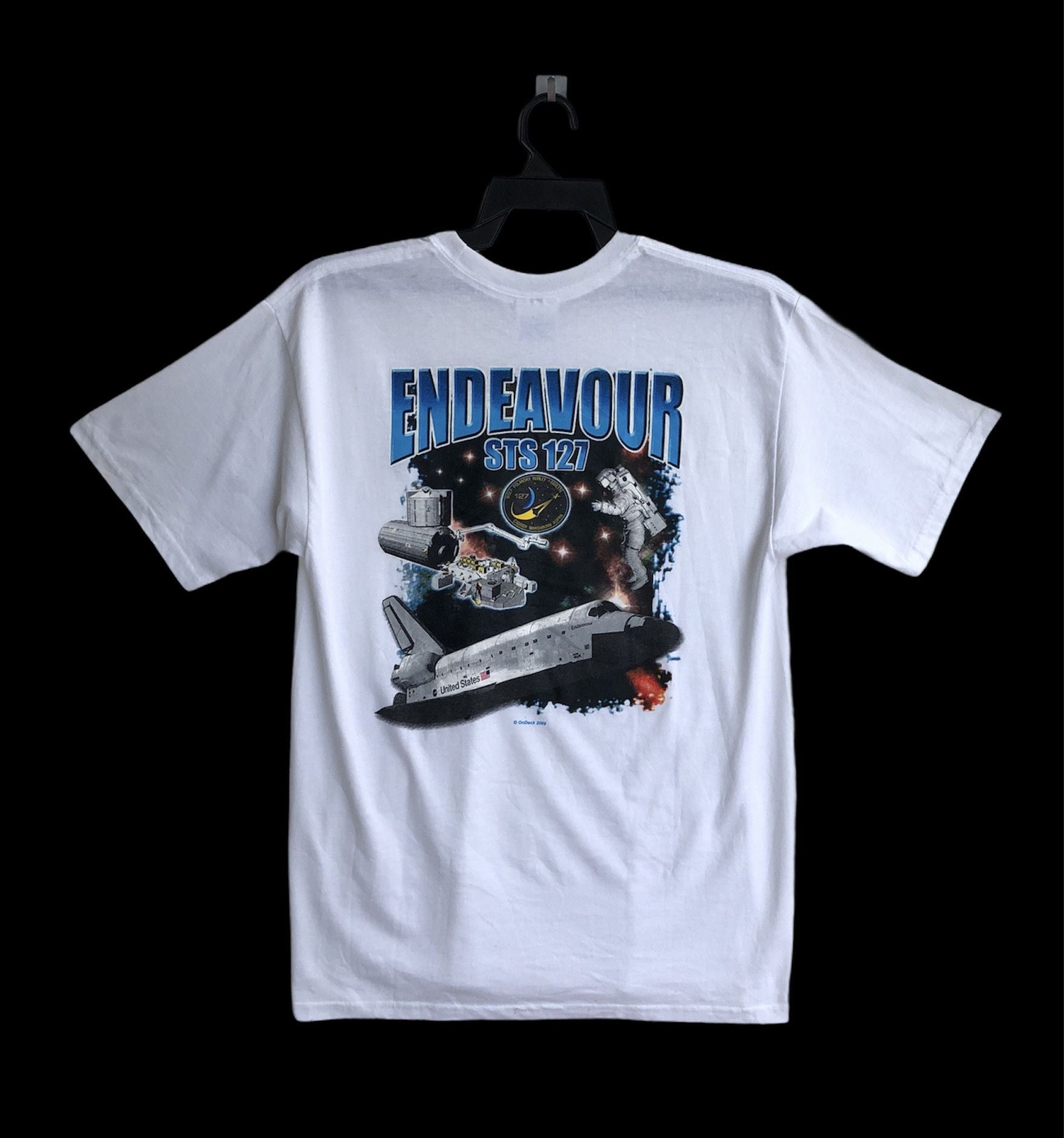 Vintage 09 Nasa Sts 137 Space Shuttle Endeavour Tee