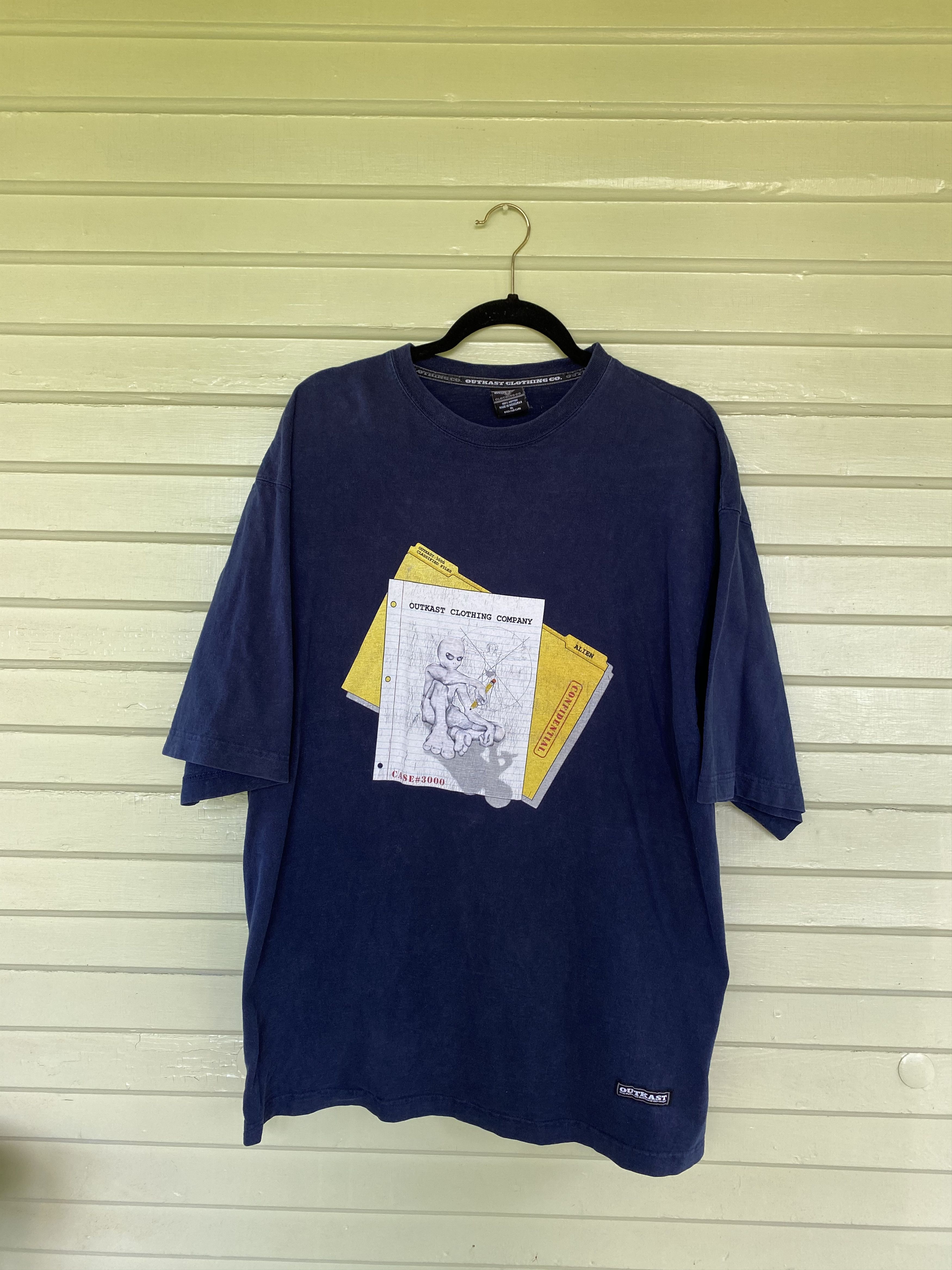 Vintage Outkast Tee Hoodie, Sweatshirt | FlexRushtees.com