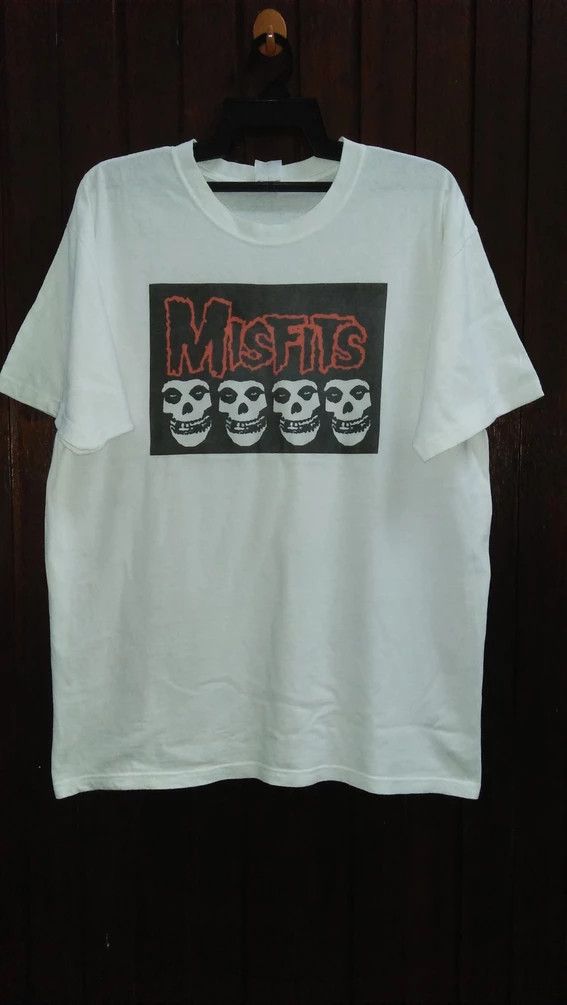 Vintage Early 2000 Misfit Band T Shirt Hoodie, Sweatshirt | FlexRushtees.com