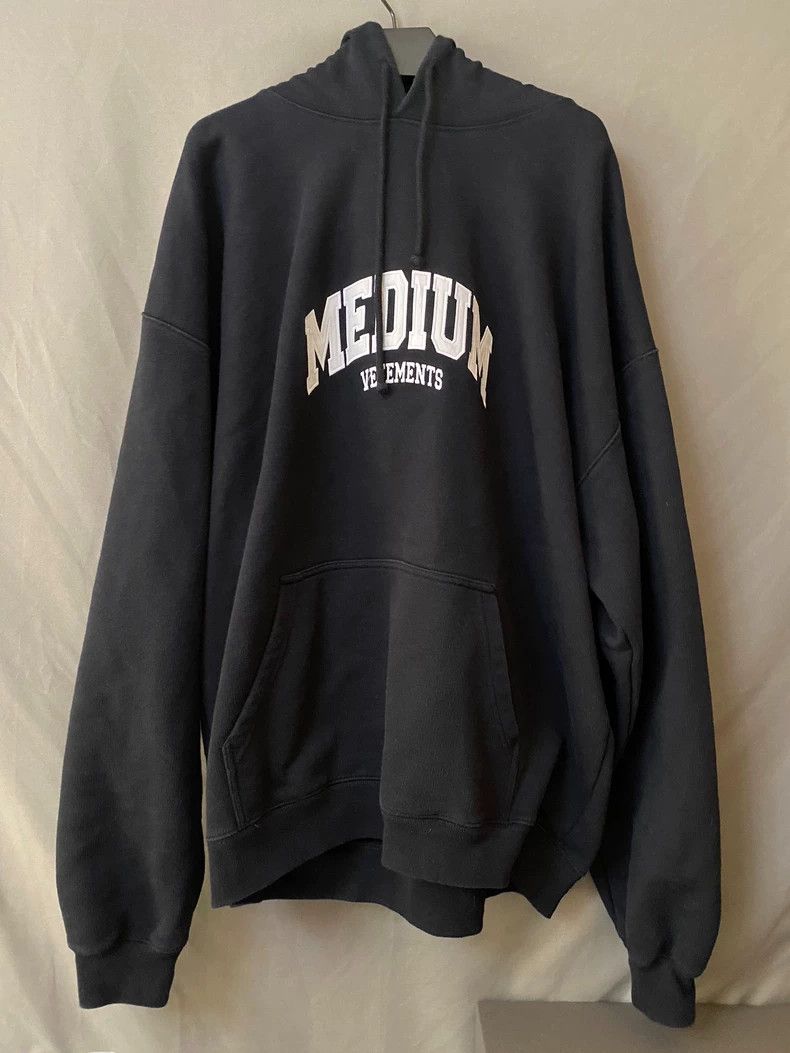 Vetements 24ss Medium Logo Printed Hoodie T-Shirts, Sweatshirt | FlexRushtees.com