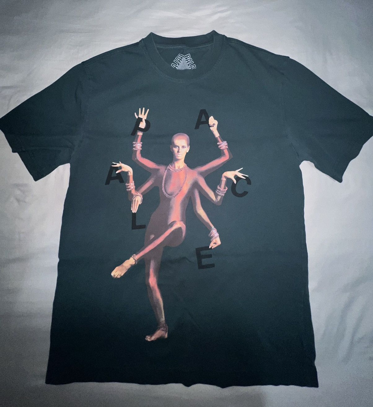 Palace Handy T Shirt Hoodie, Sweatshirt | FlexRushtees.com