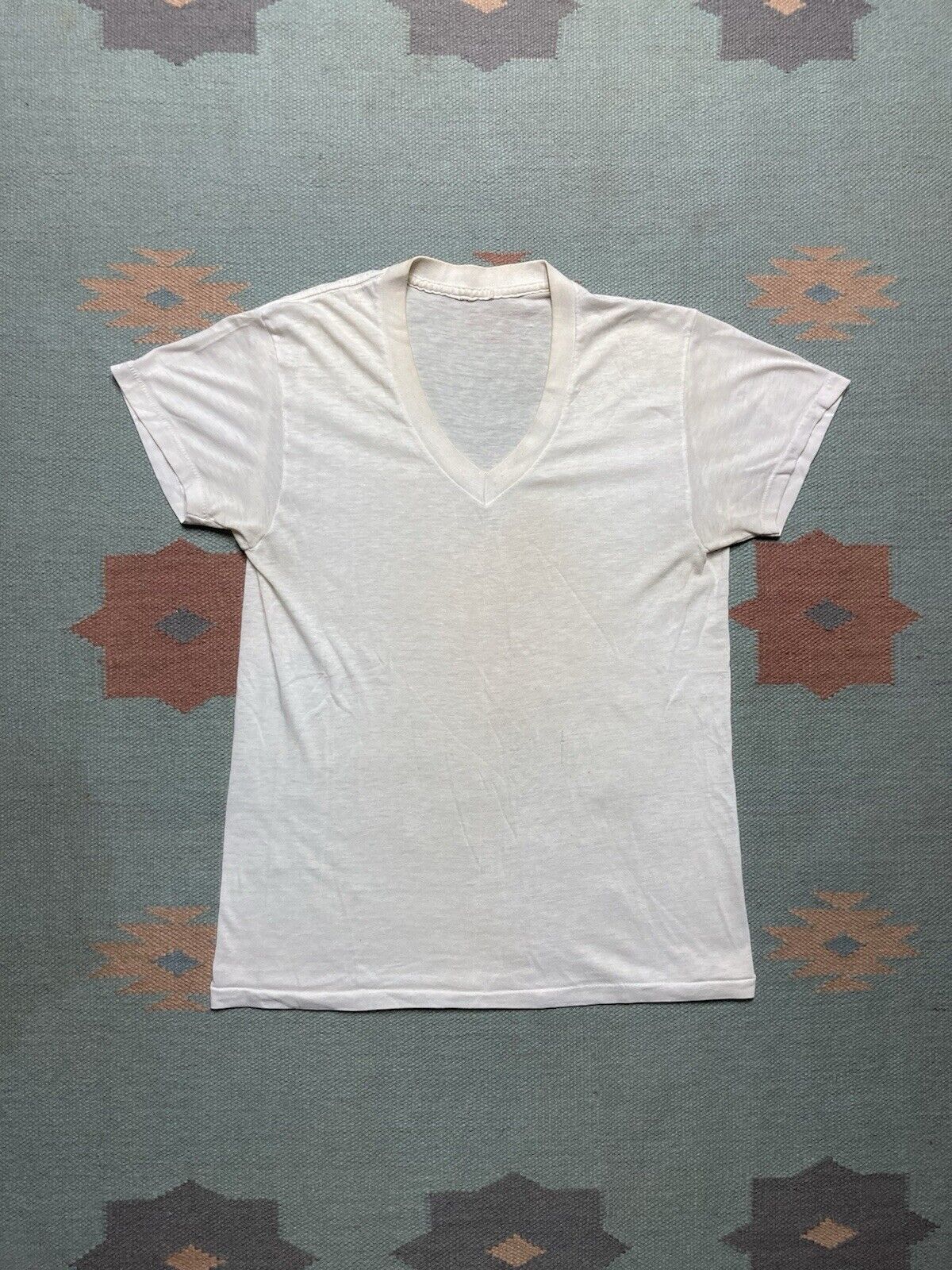 Vintage Vtg 60s Blank White T Shirt V Neck Soft Cotton Thin Grunge L