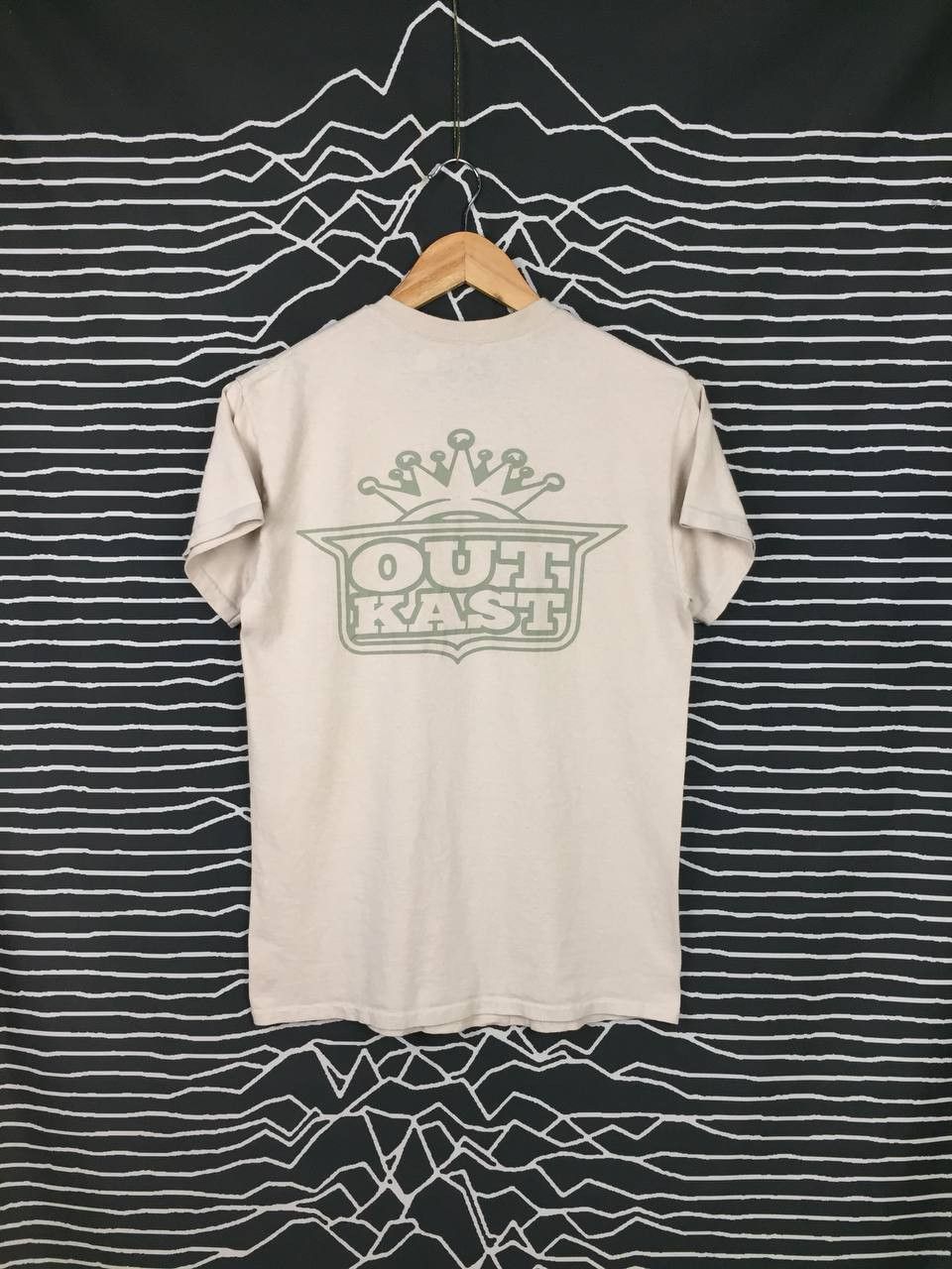 Outkast Atlanta Hip Hop Crown Logo Rap Tee Hoodie, Sweatshirt | FlexRushtees.com
