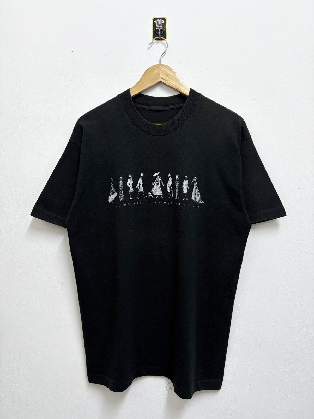 Vintage 90 S The Metropolitan Museum Of Art T Shirt Hoodie, Sweatshirt | FlexRushtees.com