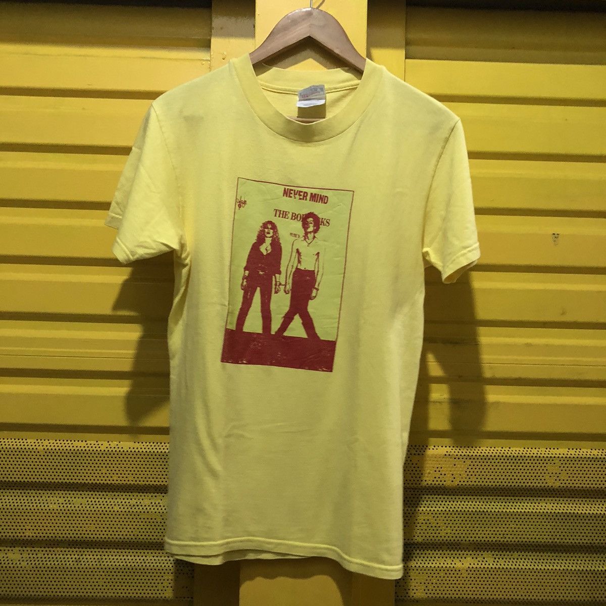 Vintage Sid And Nancy Sex Pistols Never Mind The Bollocks Nand Tee Hoodie, Sweatshirt | FlexRushtees.com