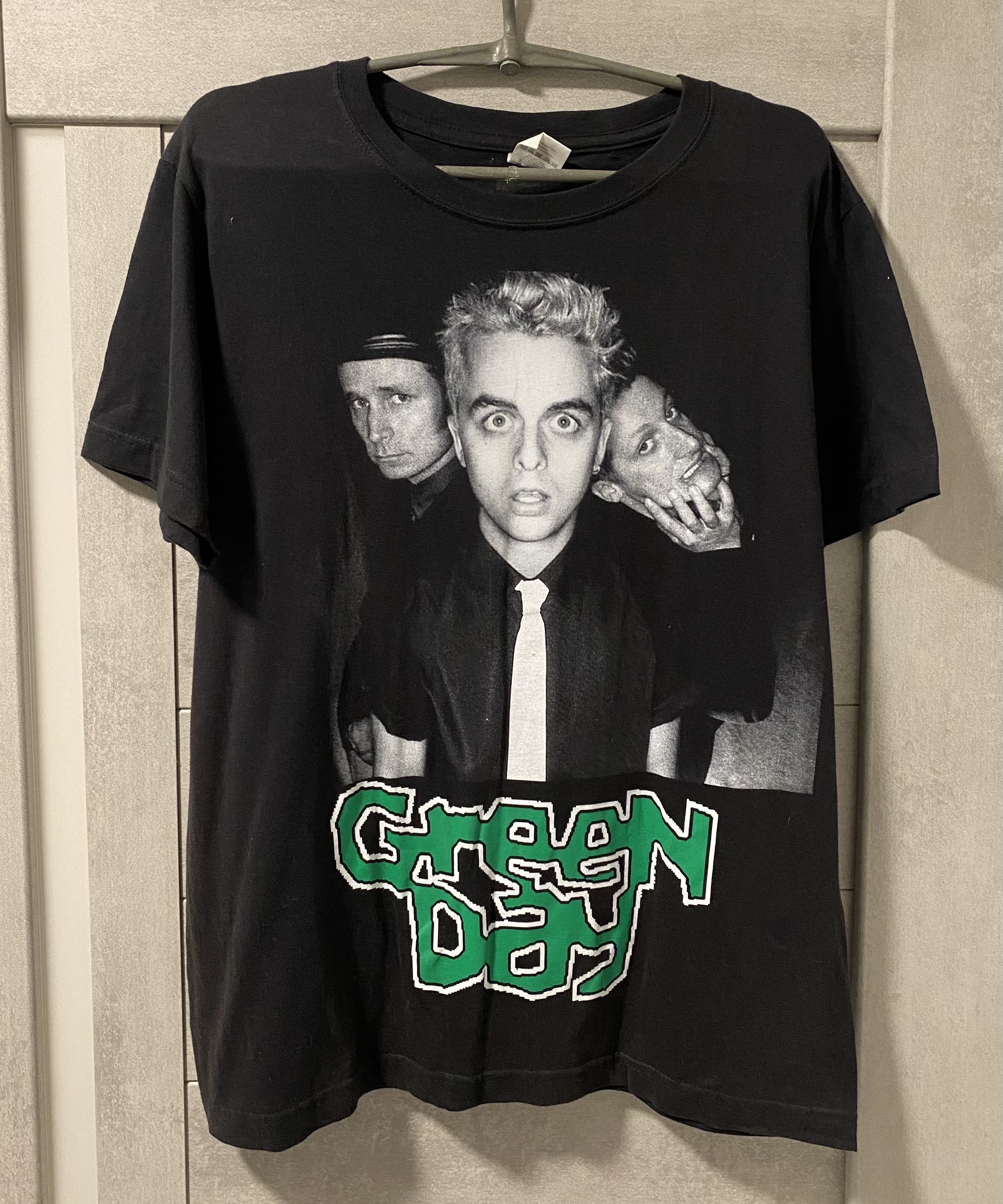 Vintage 2000s Green Day T Shirt Hoodie, Sweatshirt | FlexRushtees.com
