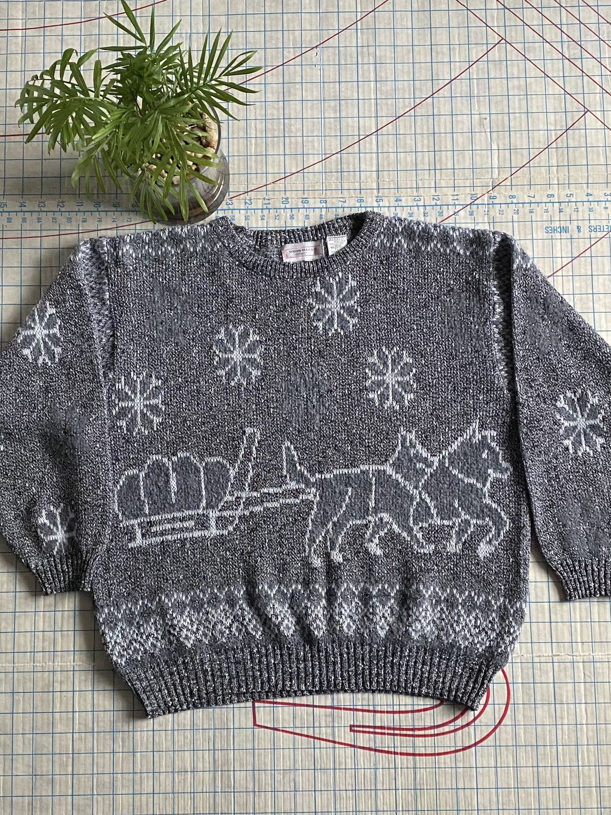 Vintage Woodward S Winter Dog Motif Knit Crewneck Medium T-Shirts, Hoodie, Sweatshirt | FlexRushtees.com