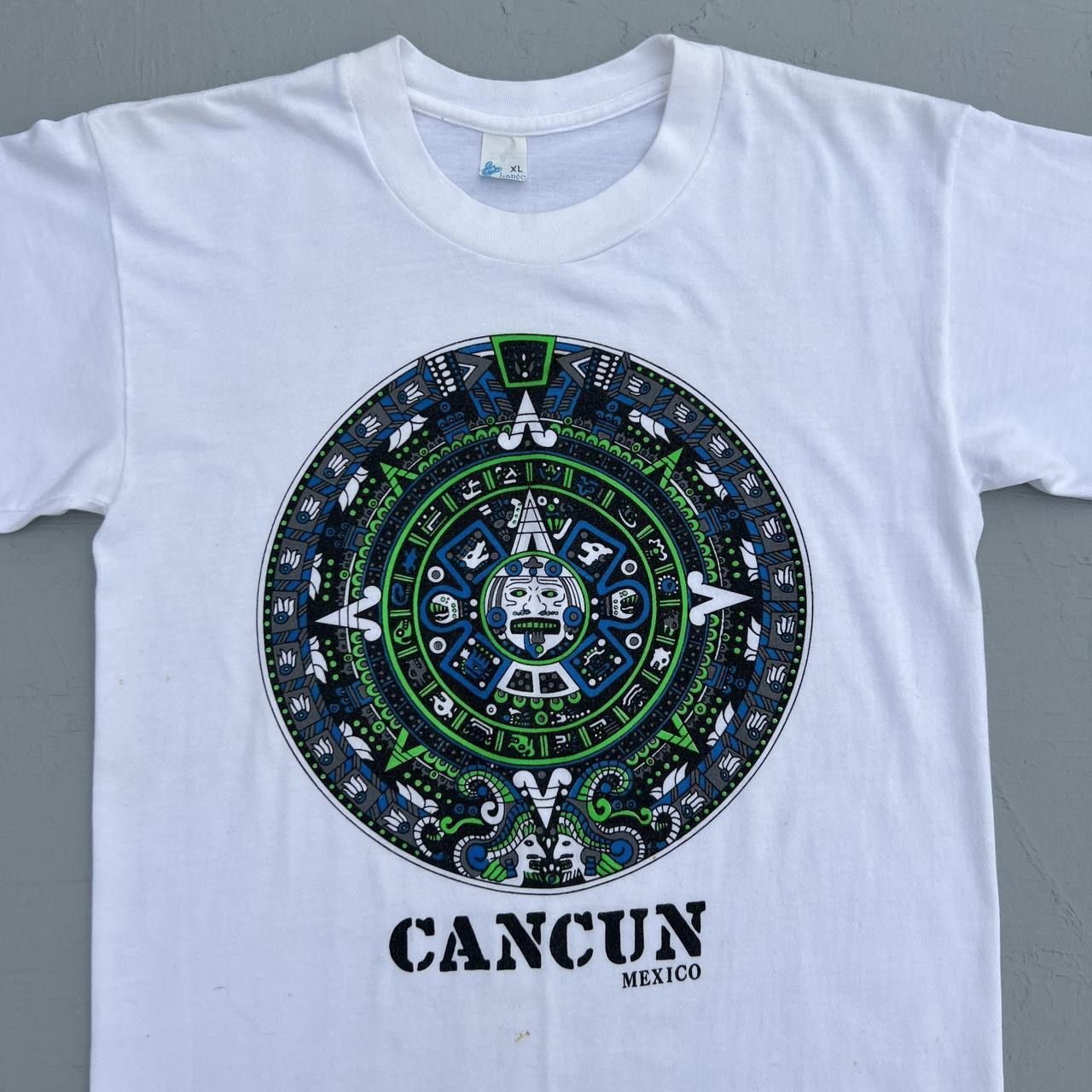 Vintage 90s Cancun Mexico Aztec Calendar Tee Fits Like M