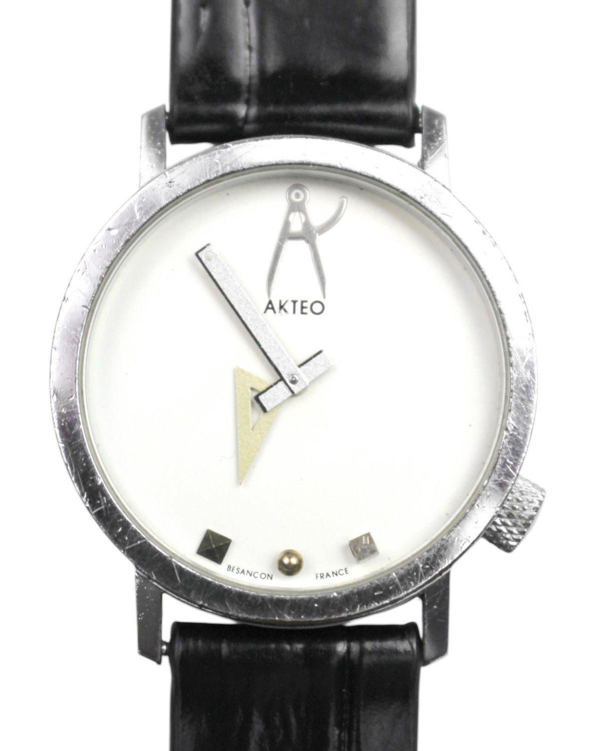 Hysteric Glamour Akteo Besancon Drafting Tools Quartz Watch T-Shirts, Hoodie, Sweatshirt | AU16VibeMintTees.com