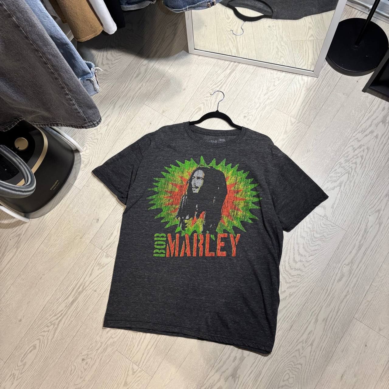Rock Cafe Hard Rock Cafe Nice Bob Marley T Shirt Size Xl Hoodie, Sweatshirt | FlexRushtees.com