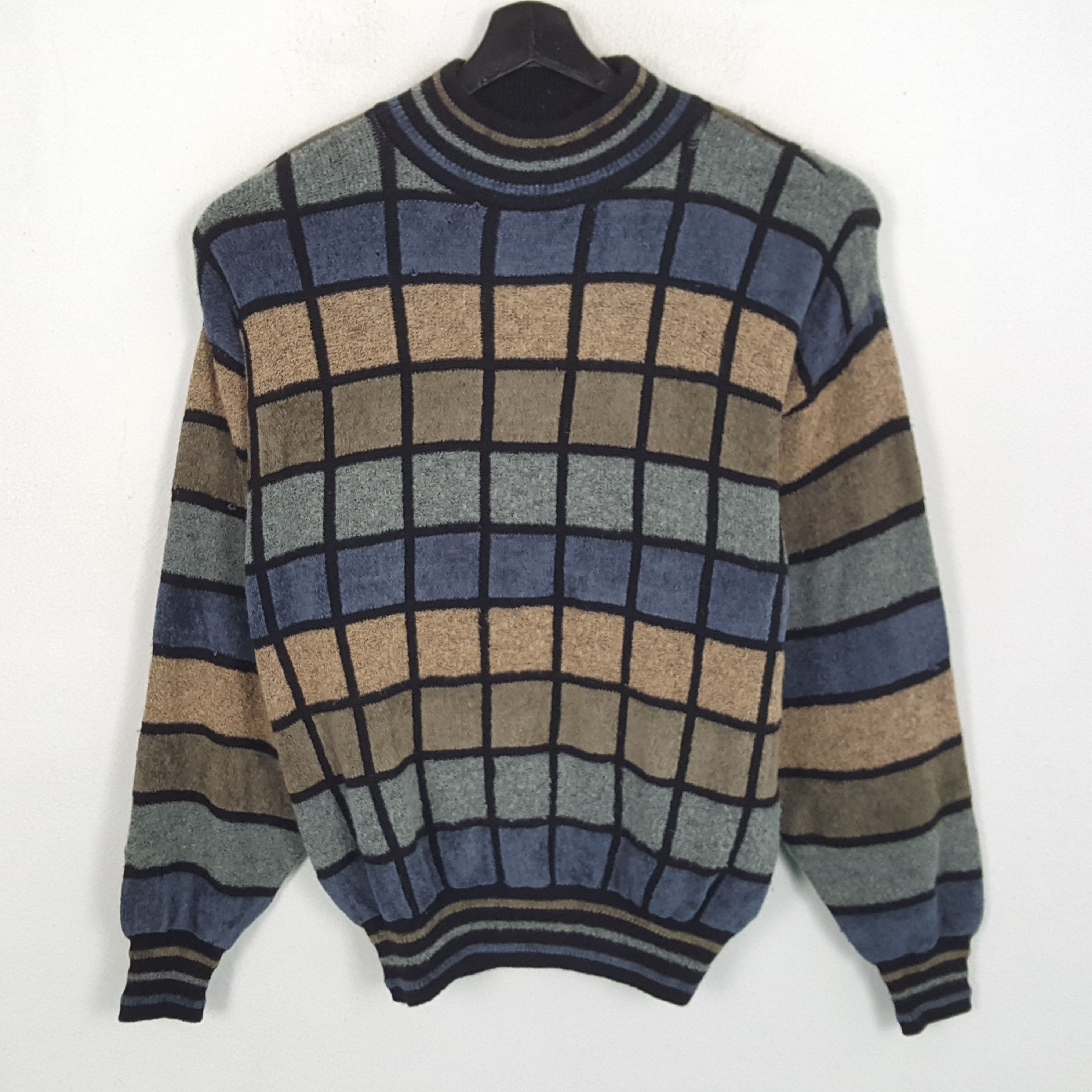Vintage Raika Streetwear Winter Coogi Style Sweatshirt T-Shirts, Hoodie | FlexRushtees.com