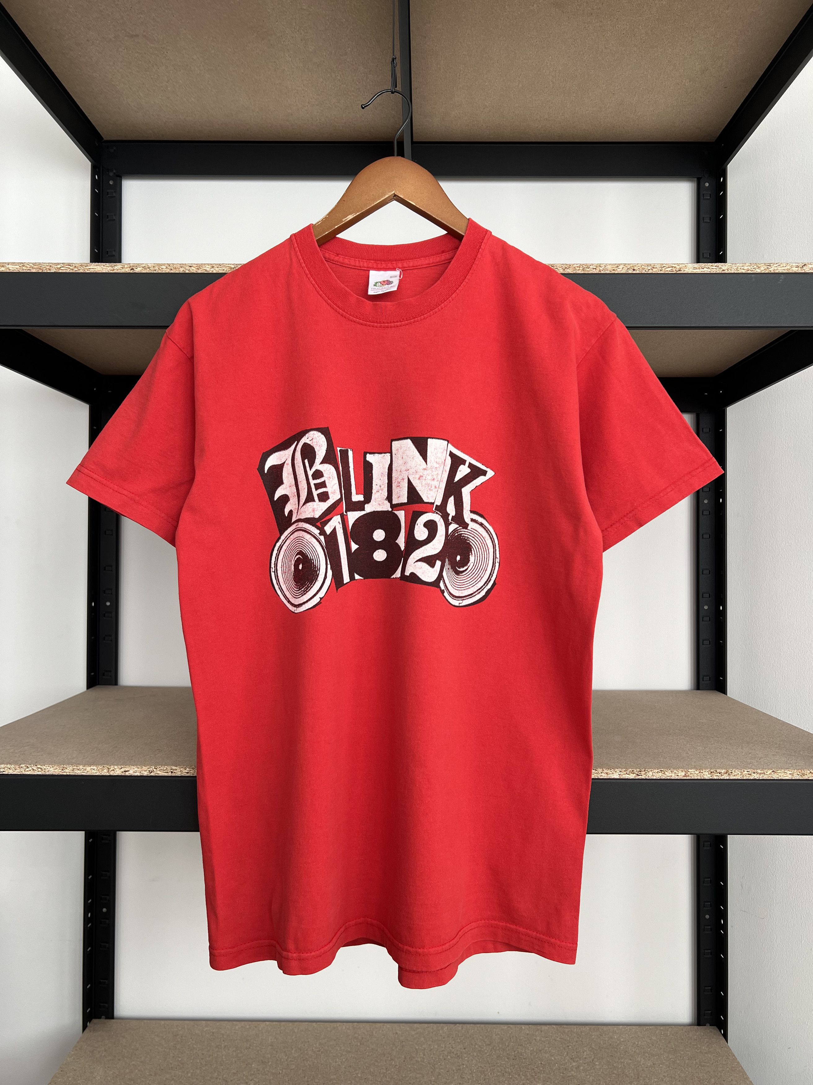 Vintage 2004 Blink 182 Europe Tour Punk Rock Red T Shirt Hoodie, Sweatshirt | FlexRushtees.com