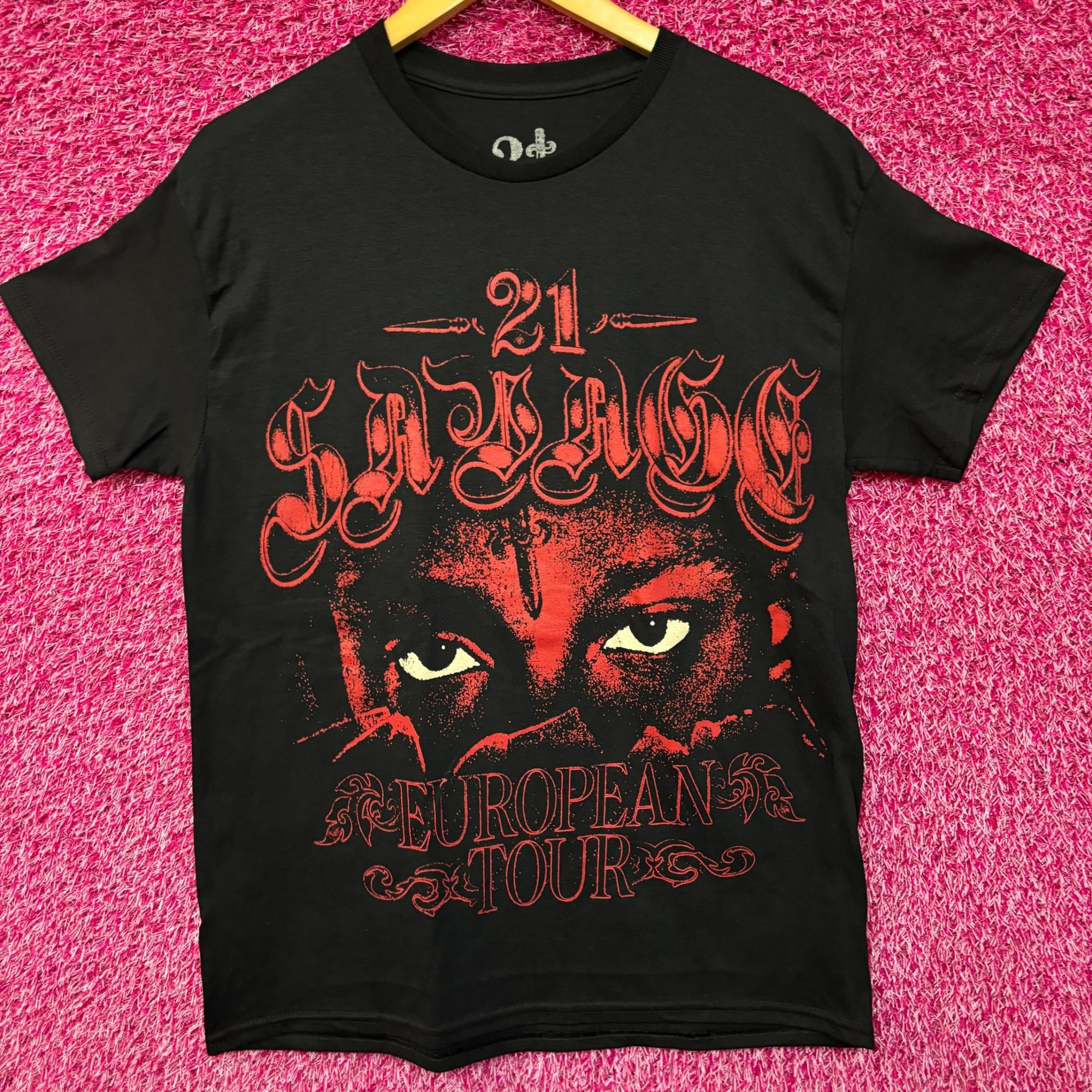 Savage 21 Savage European Rap Tour Tshirt Size Small Hoodie, Sweatshirt | FlexRushtees.com
