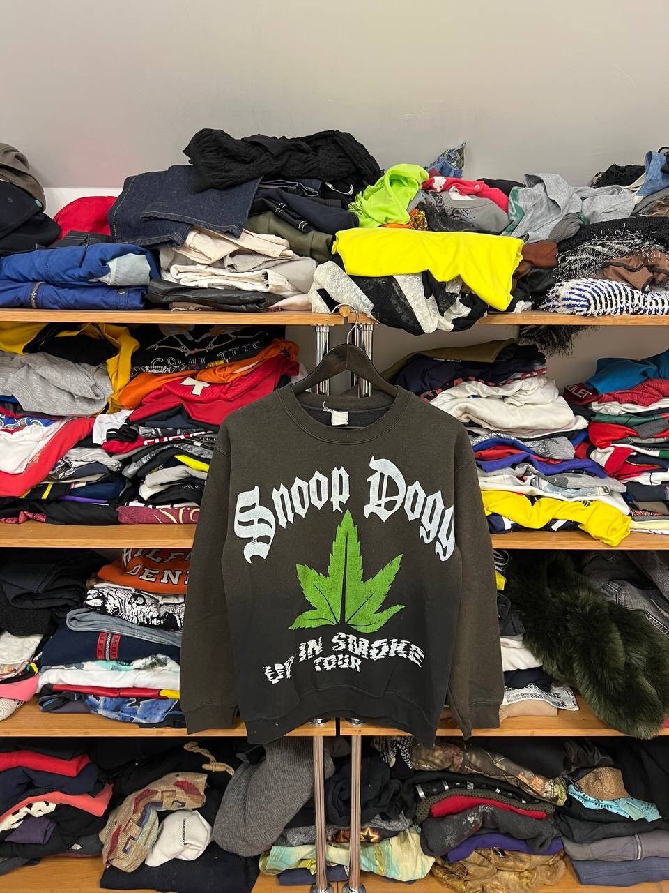 Vintage Snoop Dogg Sweatshirt Jumper Pullover Crewneck Hipster T-Shirts, Hoodie | AU16VibeMintTees.com