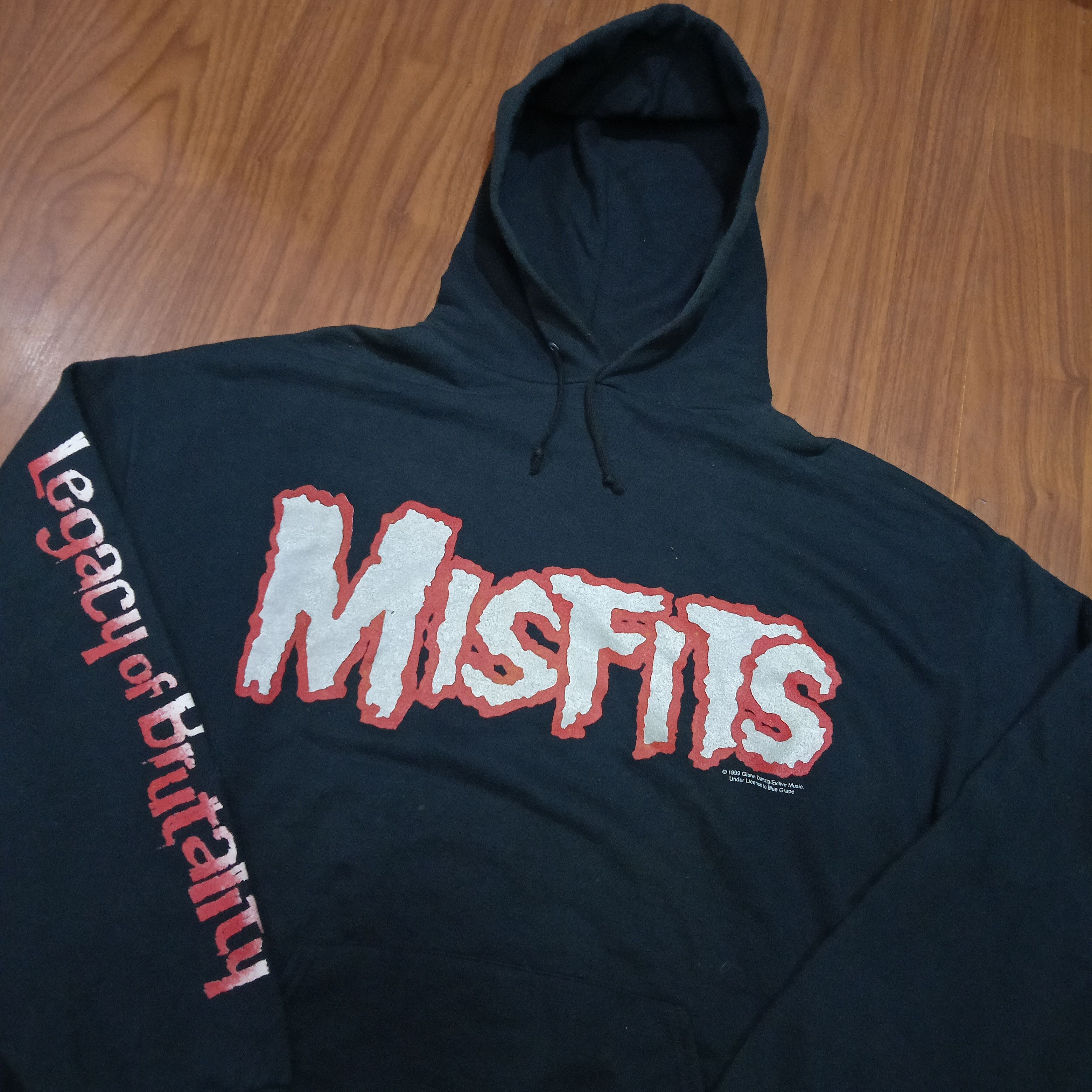 Misfits X Vintage Vintage 1999 Misfits Legacy Of Brutality Hoodie T-Shirts, Sweatshirt | FlexRushtees.com