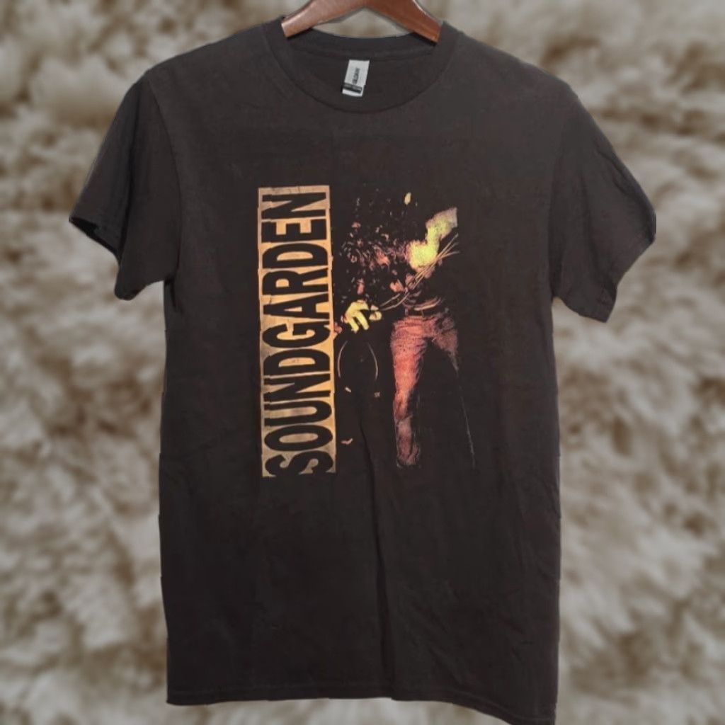 Vintage Gildan Heavy Cotton Soundgarden Louder Than Love Ss Crewneck Brown Sz S T Shirt Unise Hoodie, Sweatshirt