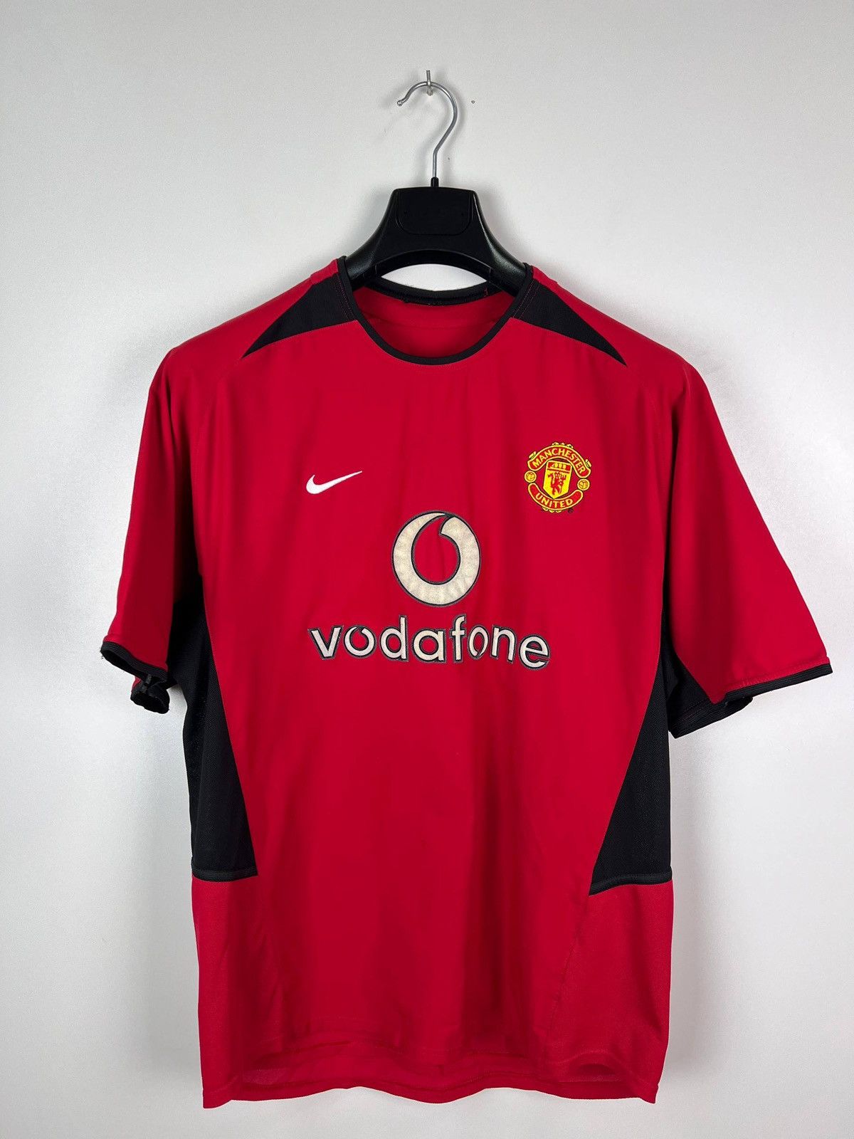 Other Manchester United 2002 04 Home Jersey T Shirts Size M Hoodie, Sweatshirt | FlexRushtees.com
