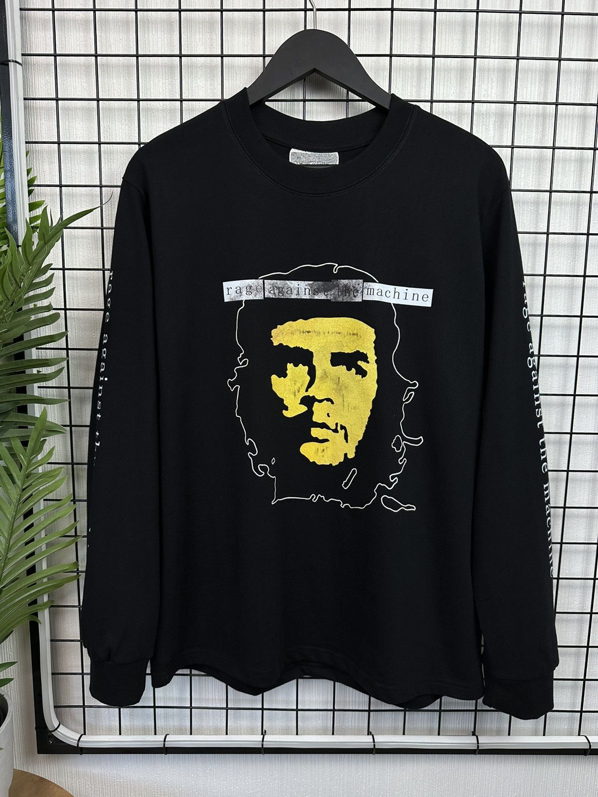 Band Tees Rage Against The Machine Che Guevara Long Sleeve Men Tee L Hoodie, Sweatshirt | AU16VibeMintTees.com