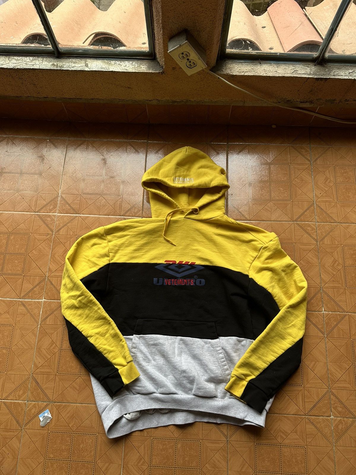 Umbro X Vetements Vetements X Umbro X Dhl T-Shirts, Hoodie, Sweatshirt | FlexRushtees.com