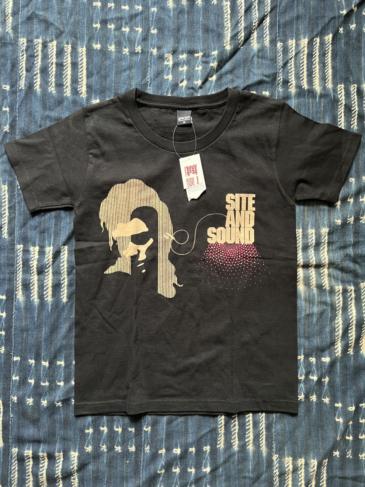 Japanese Brand Graniph Japan Archive Tee Hoodie, Sweatshirt | FlexRushtees.com