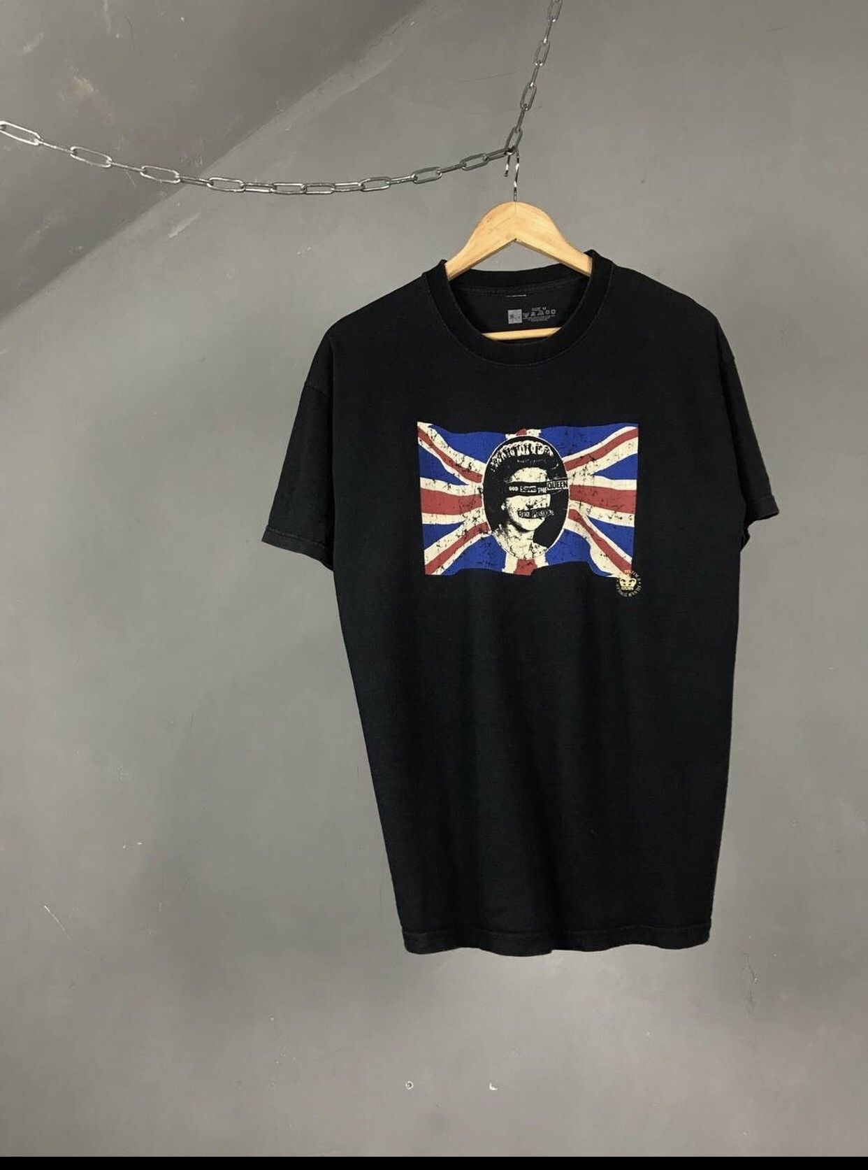 Sex Pistols Vintage Rock Band Tee Hoodie, Sweatshirt | FlexRushtees.com