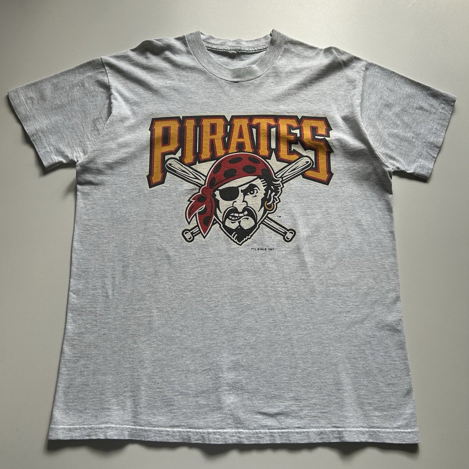 Mlb X Vintage Vintage 90s Pittsburgh Pirates T Shirt Xl 1997 Mlb Baseball Hoodie, Sweatshirt | FlexRushtees.com