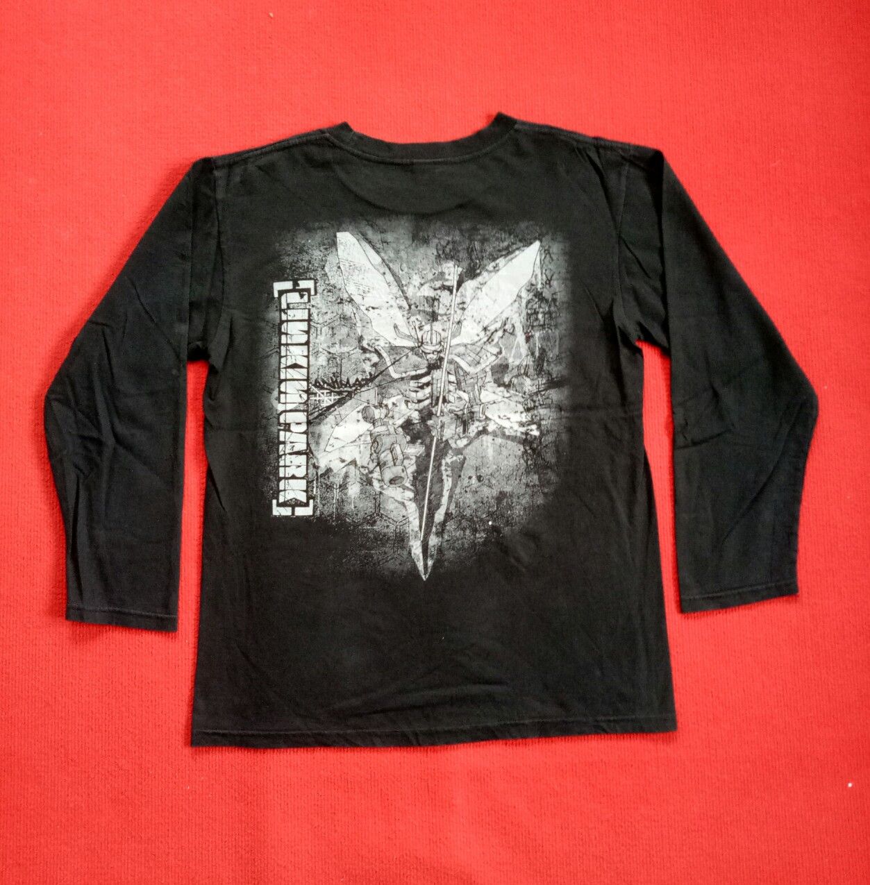 Band Tees Linkin Park Hybrid Theory Long Sleeve Shirt Hoodie, Sweatshirt | AU16VibeMintTees.com