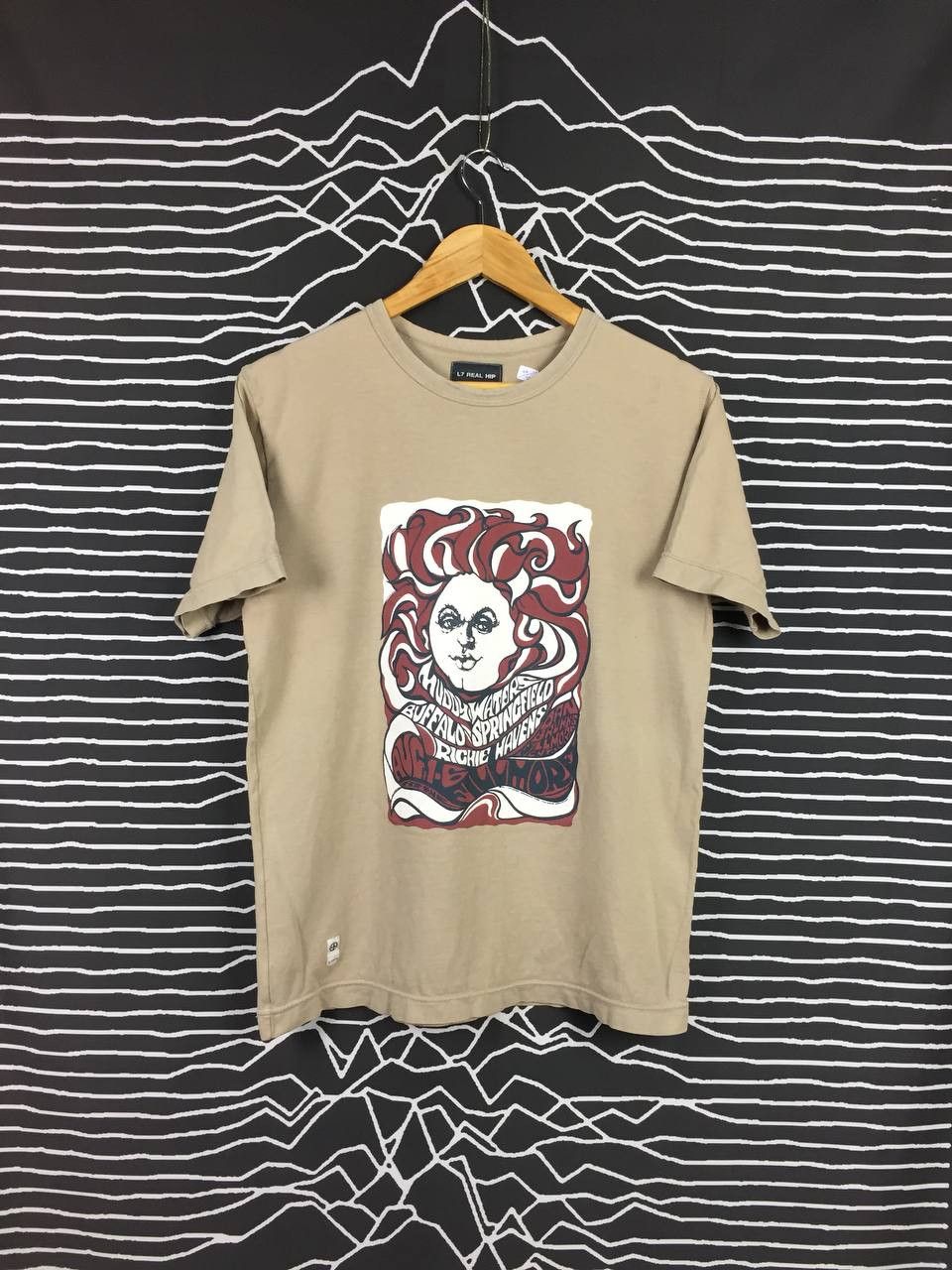 Real Hip L7 Real Hip Archive Psychedellic Rock Roll Graphic Tee
