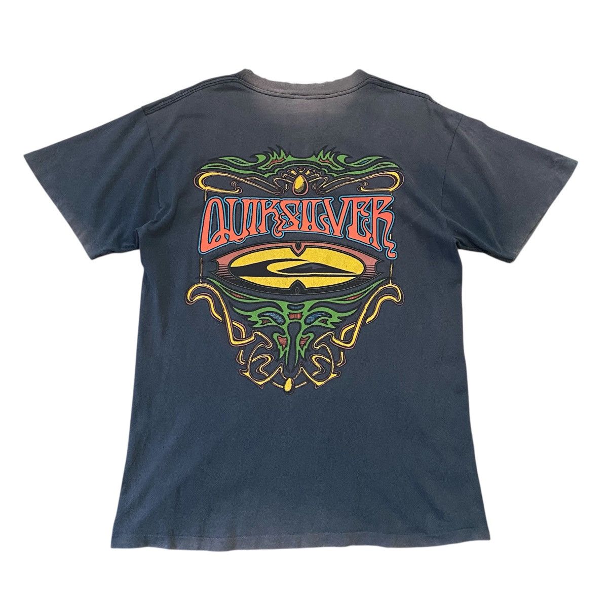 Rare Vintage Quiksilver Psychedelic Tribal Graphic Tee