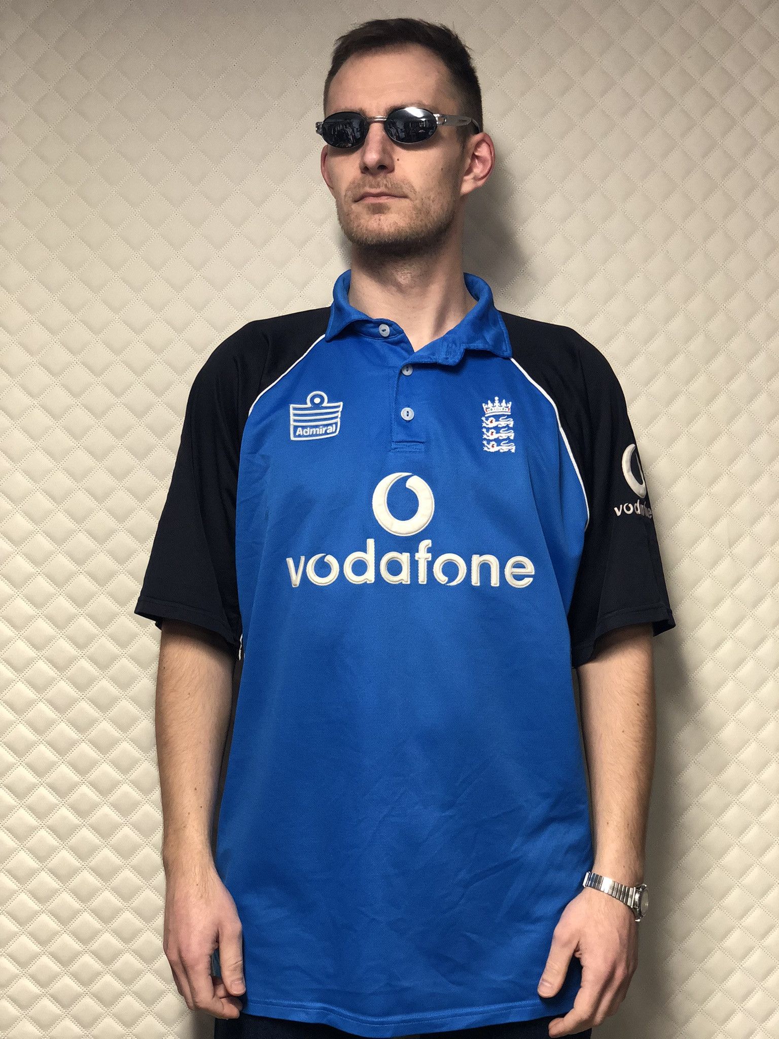 Vintage Admiral 90s Y2k Cricket T Shirt Vodafone Retro Uk Hoodie, Sweatshirt | FlexRushtees.com